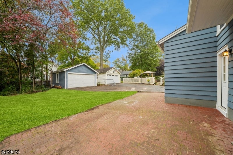 97 Oakview Ave