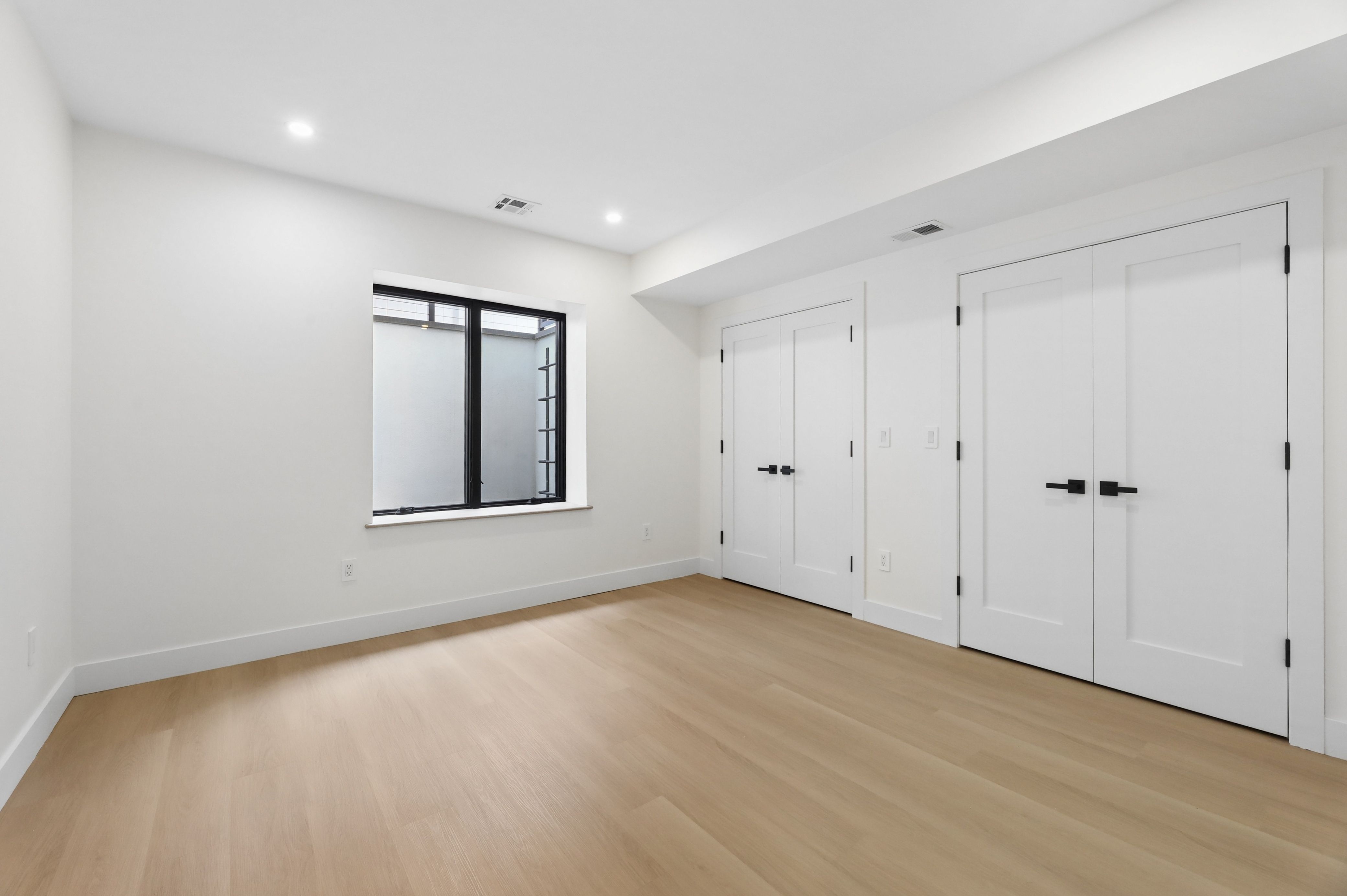 1 Bancroft Place 