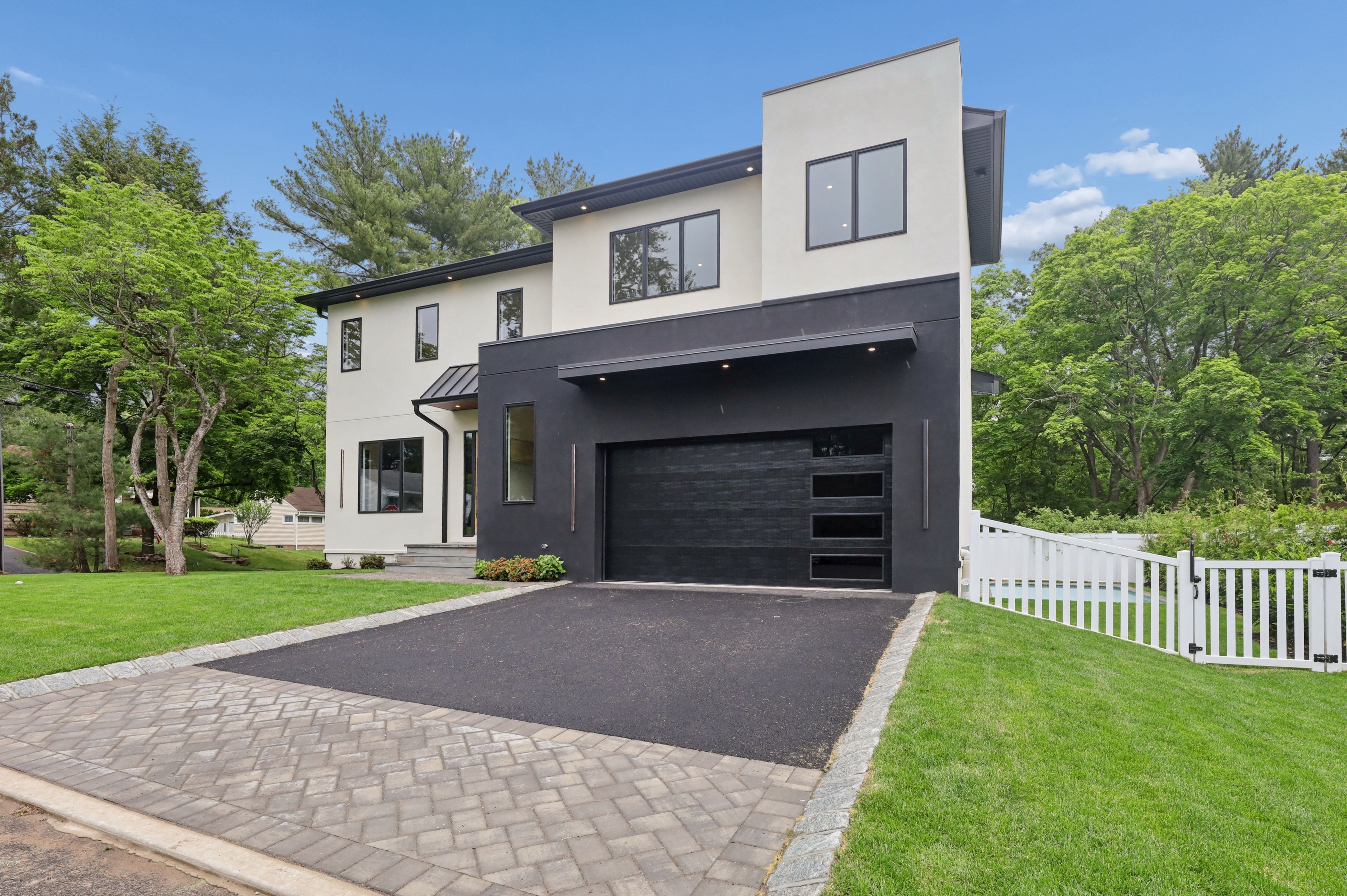 1 Bancroft Place 