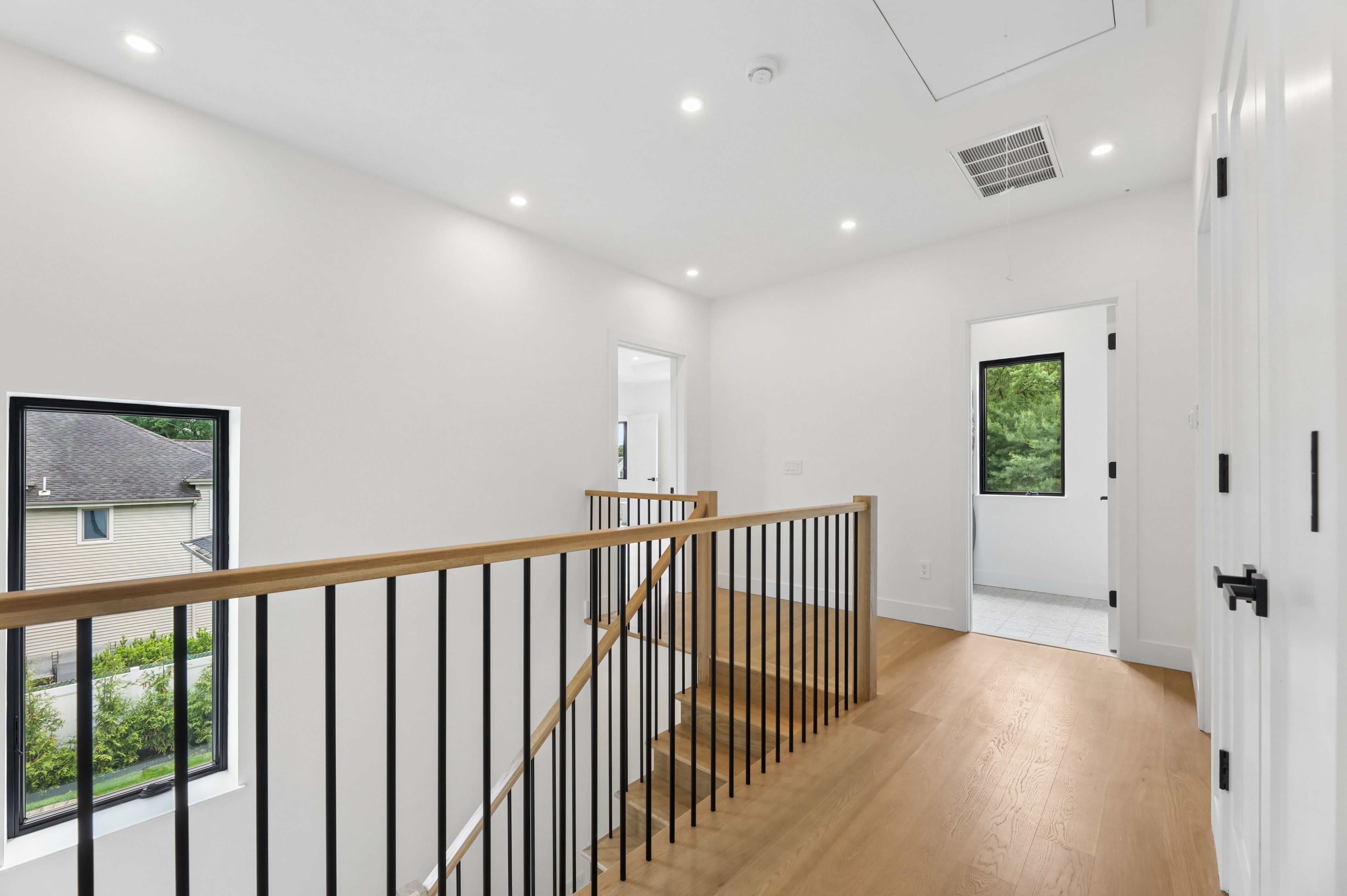 1 Bancroft Place 