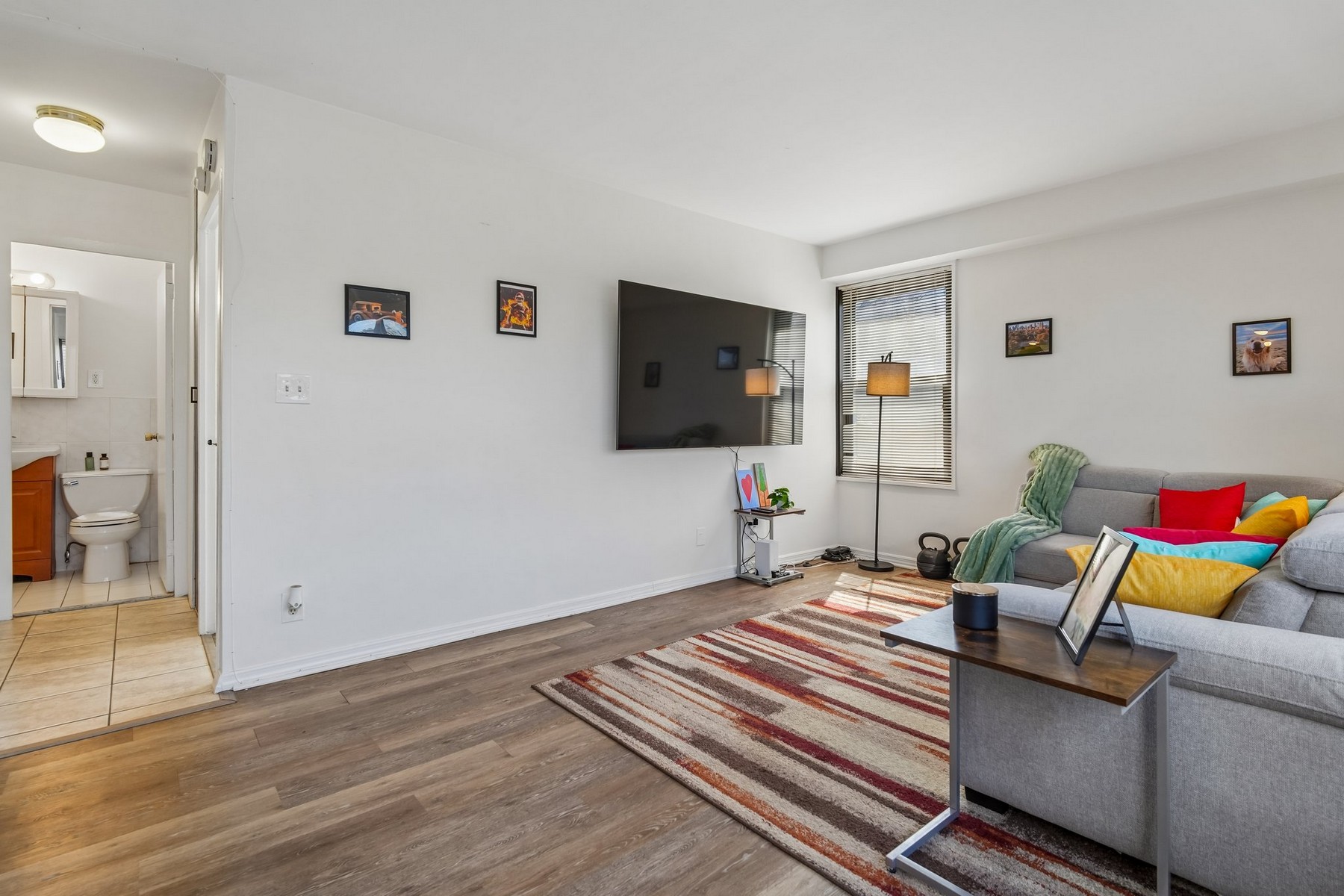 135 Montgomery Street, Apt 2F 