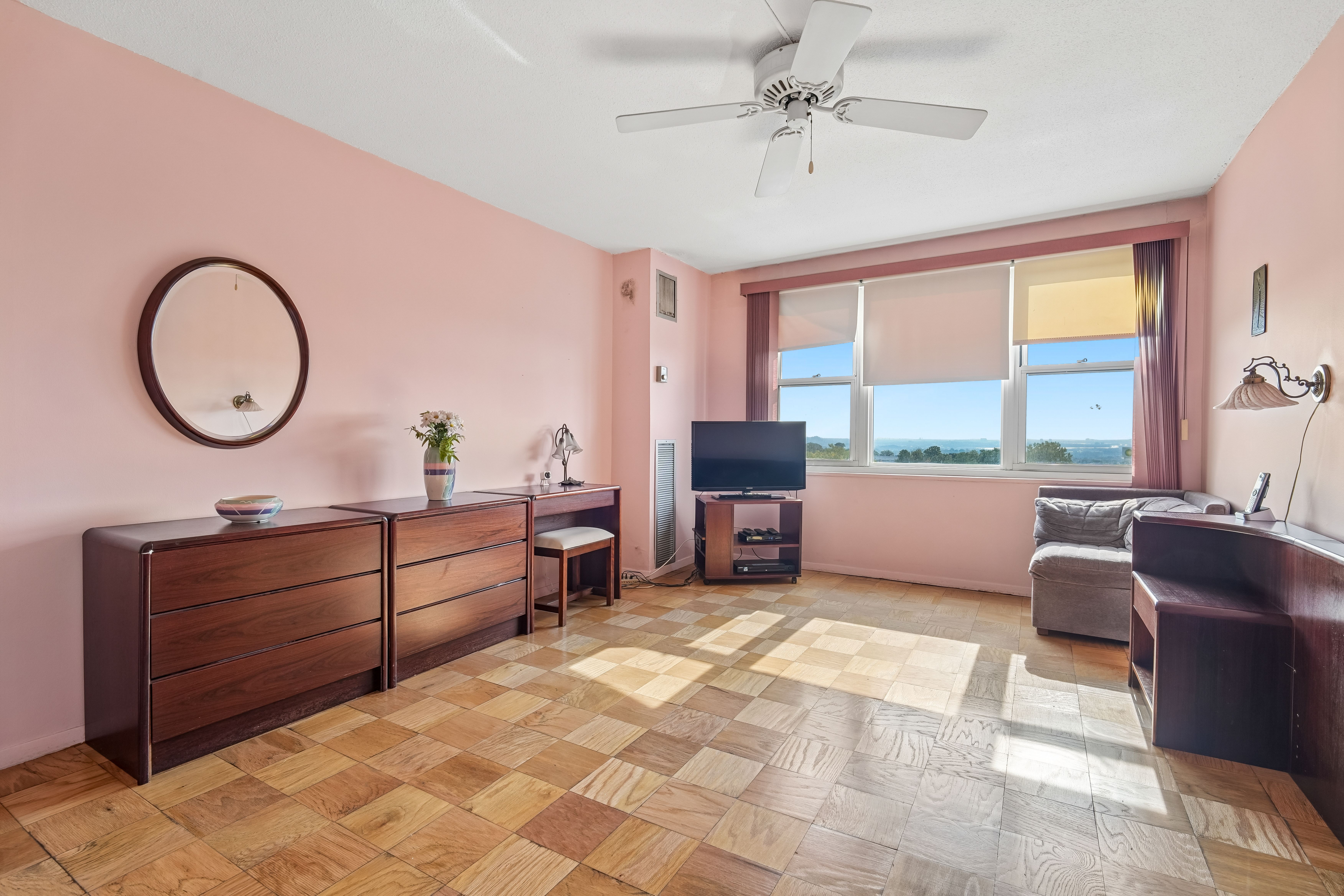 555 North Avenue #10G 