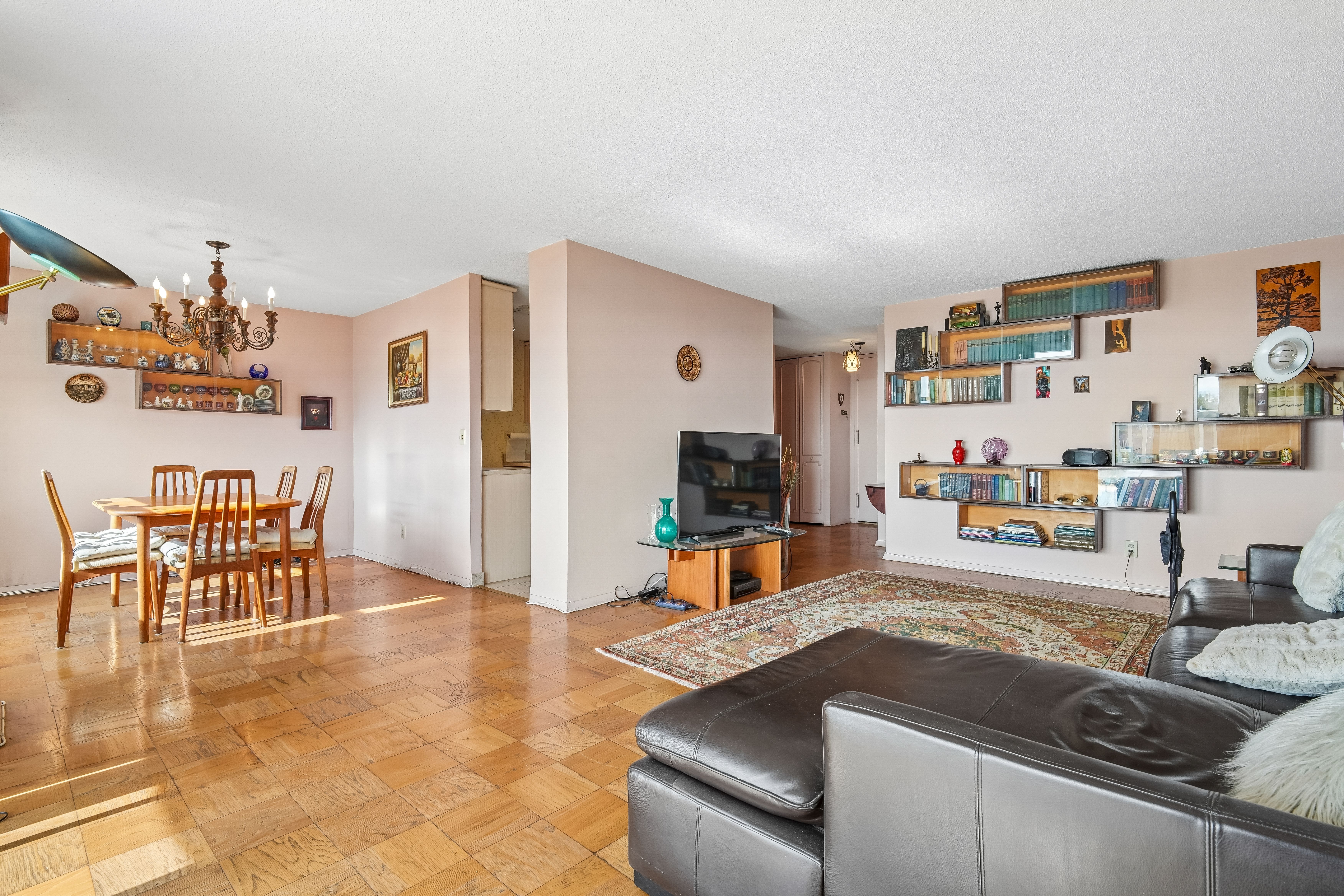 555 North Avenue #10G 