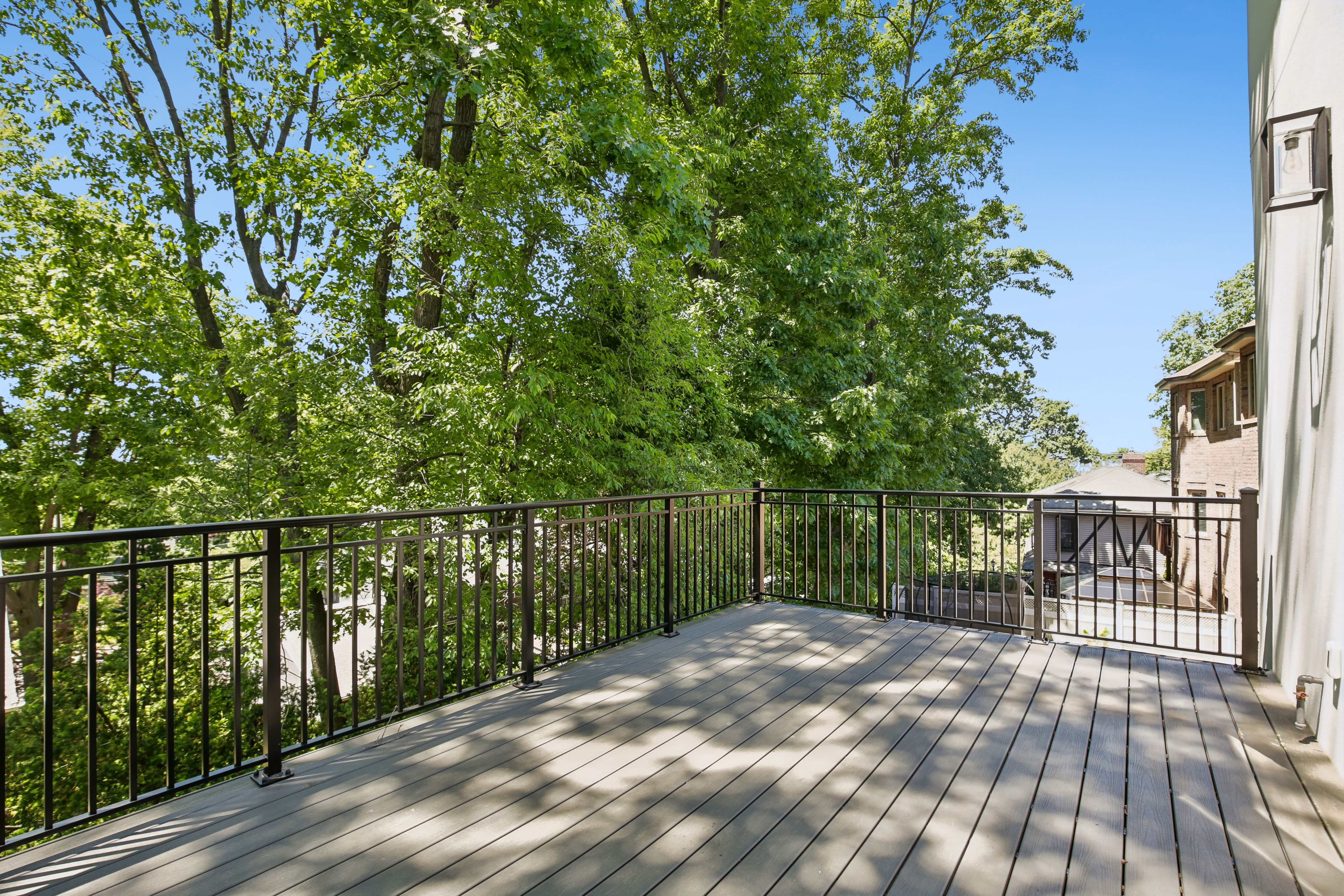 2189 Jones Road 