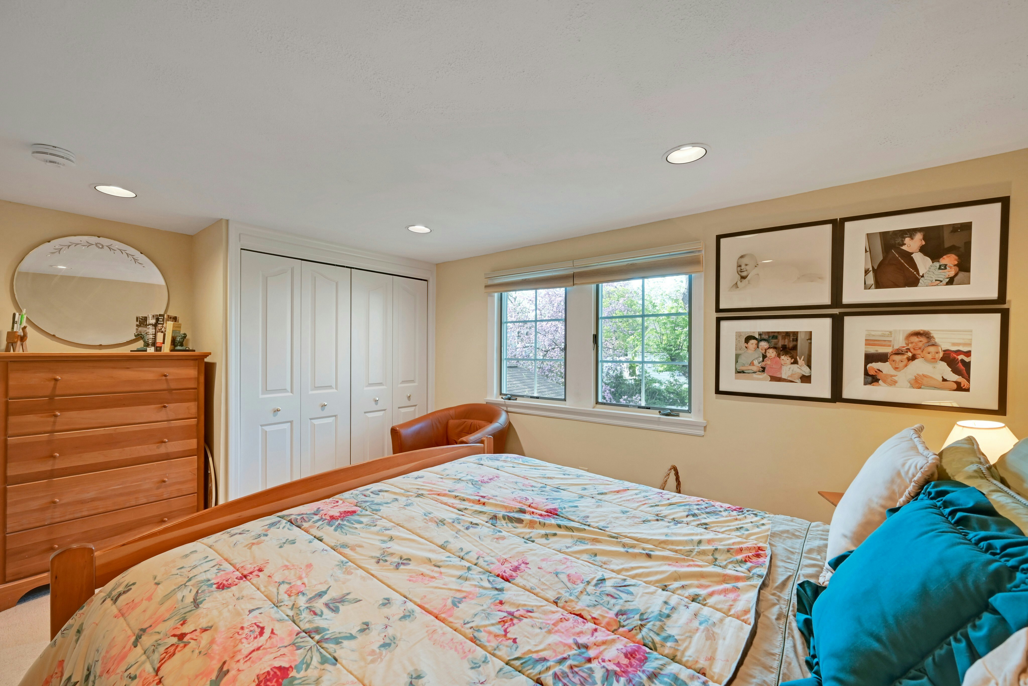 31-07 Nicholson Drive 