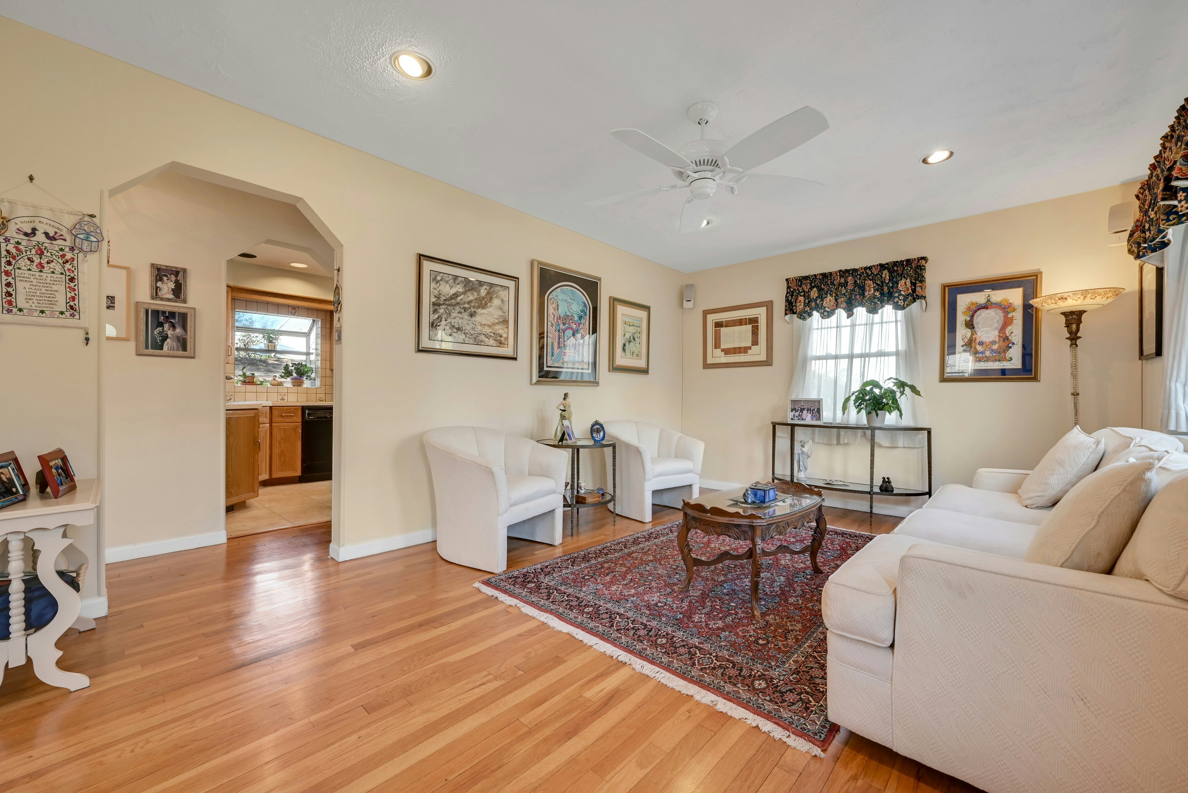 31-07 Nicholson Drive 