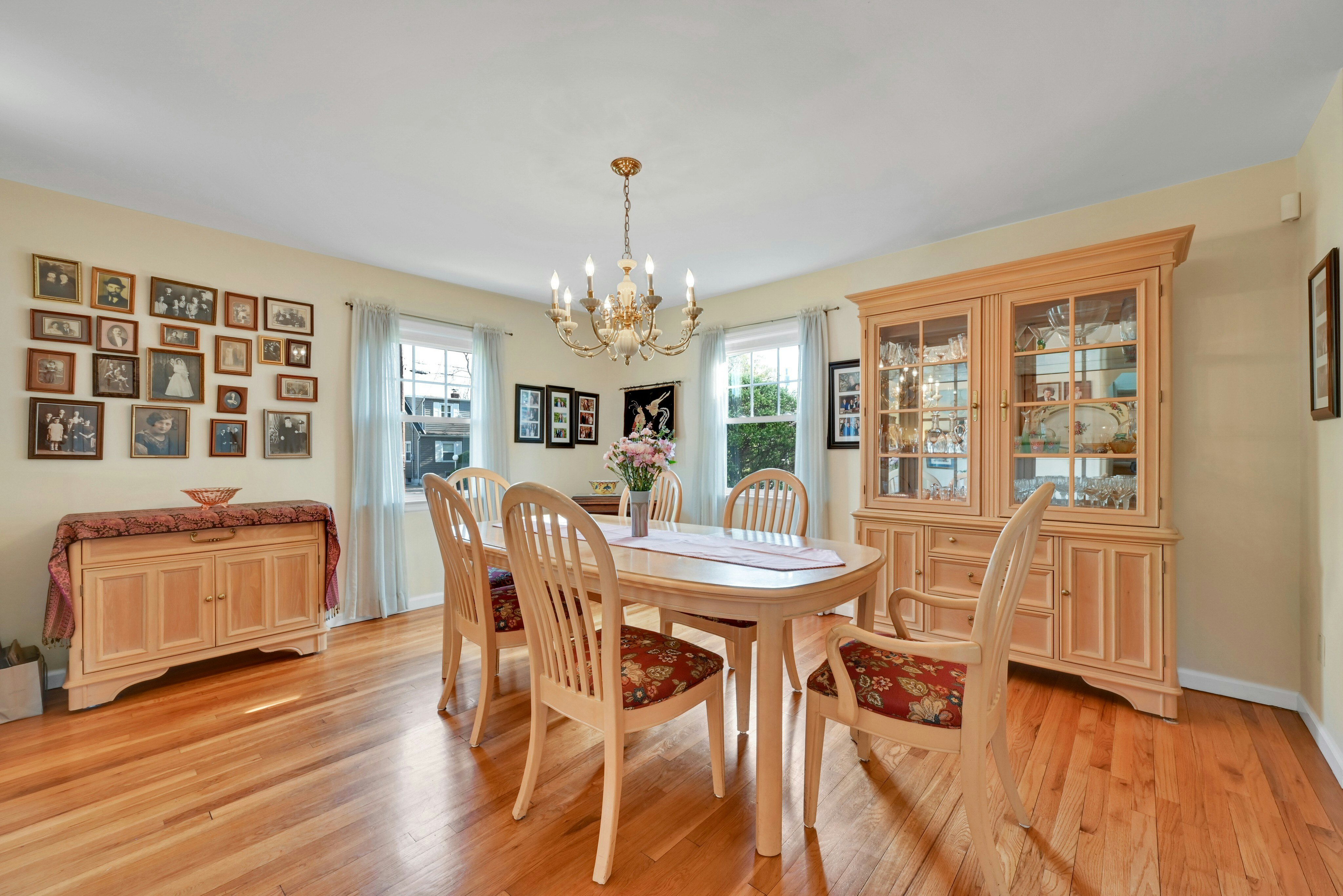 31-07 Nicholson Drive 
