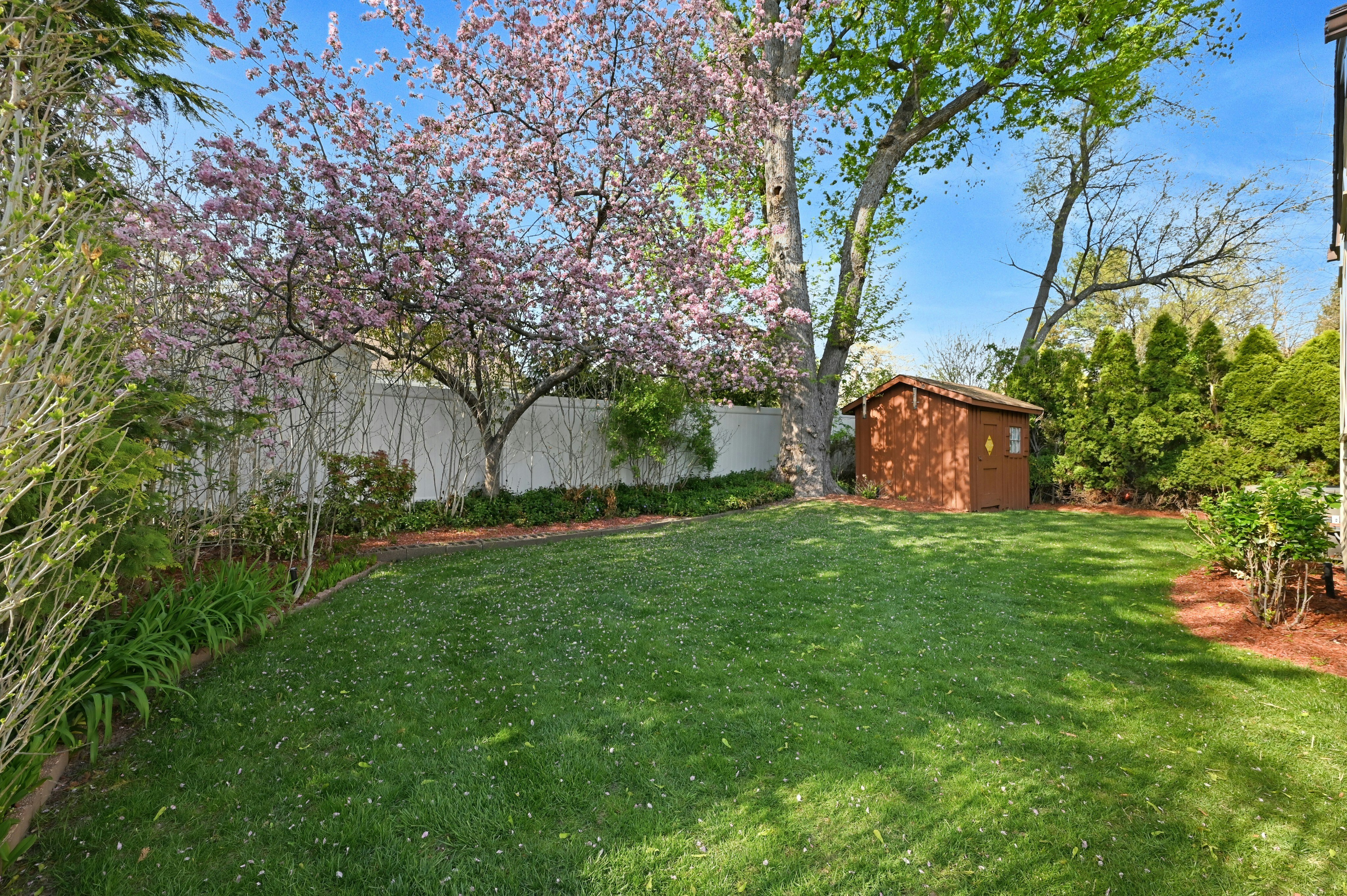 31-07 Nicholson Drive 