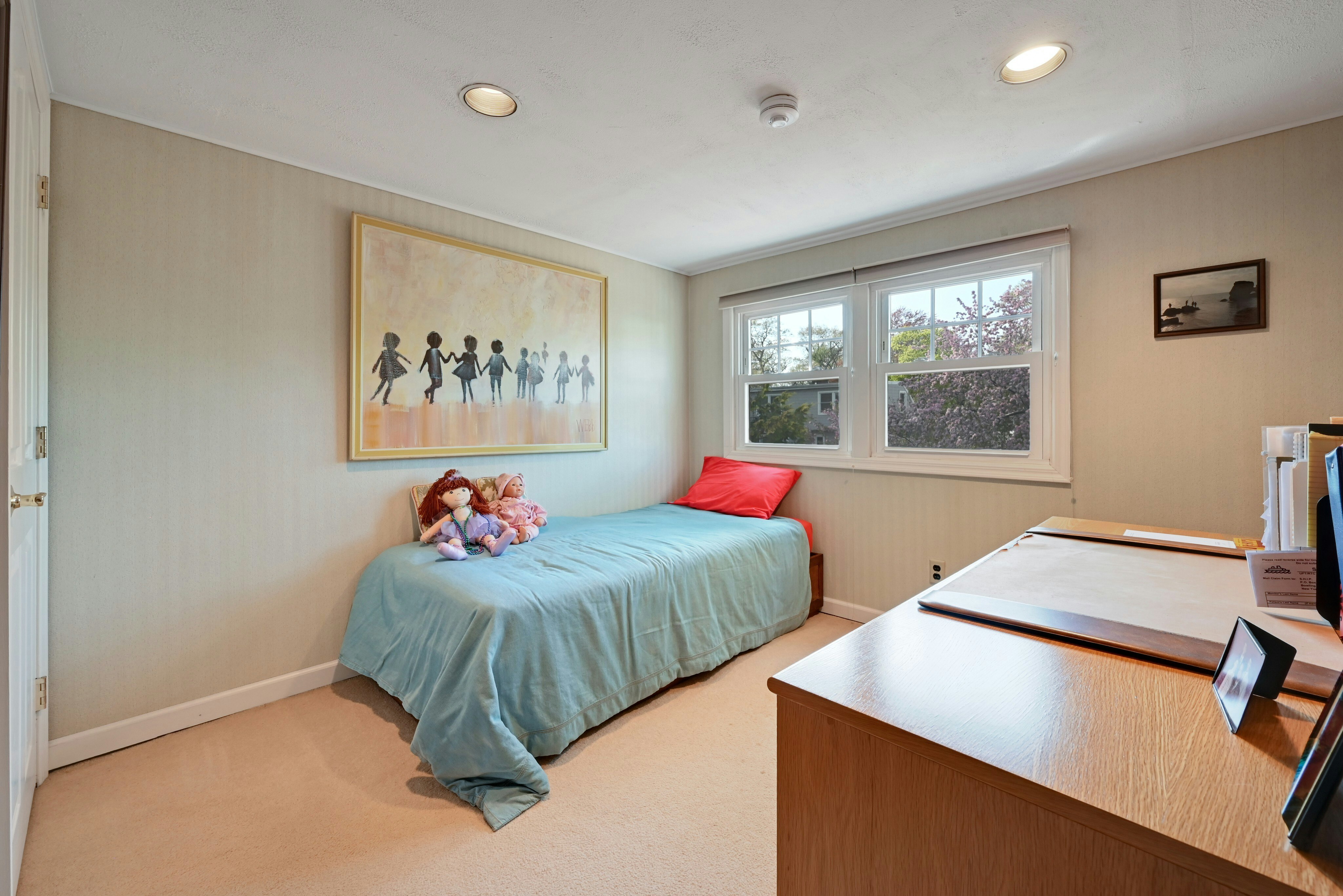 31-07 Nicholson Drive 