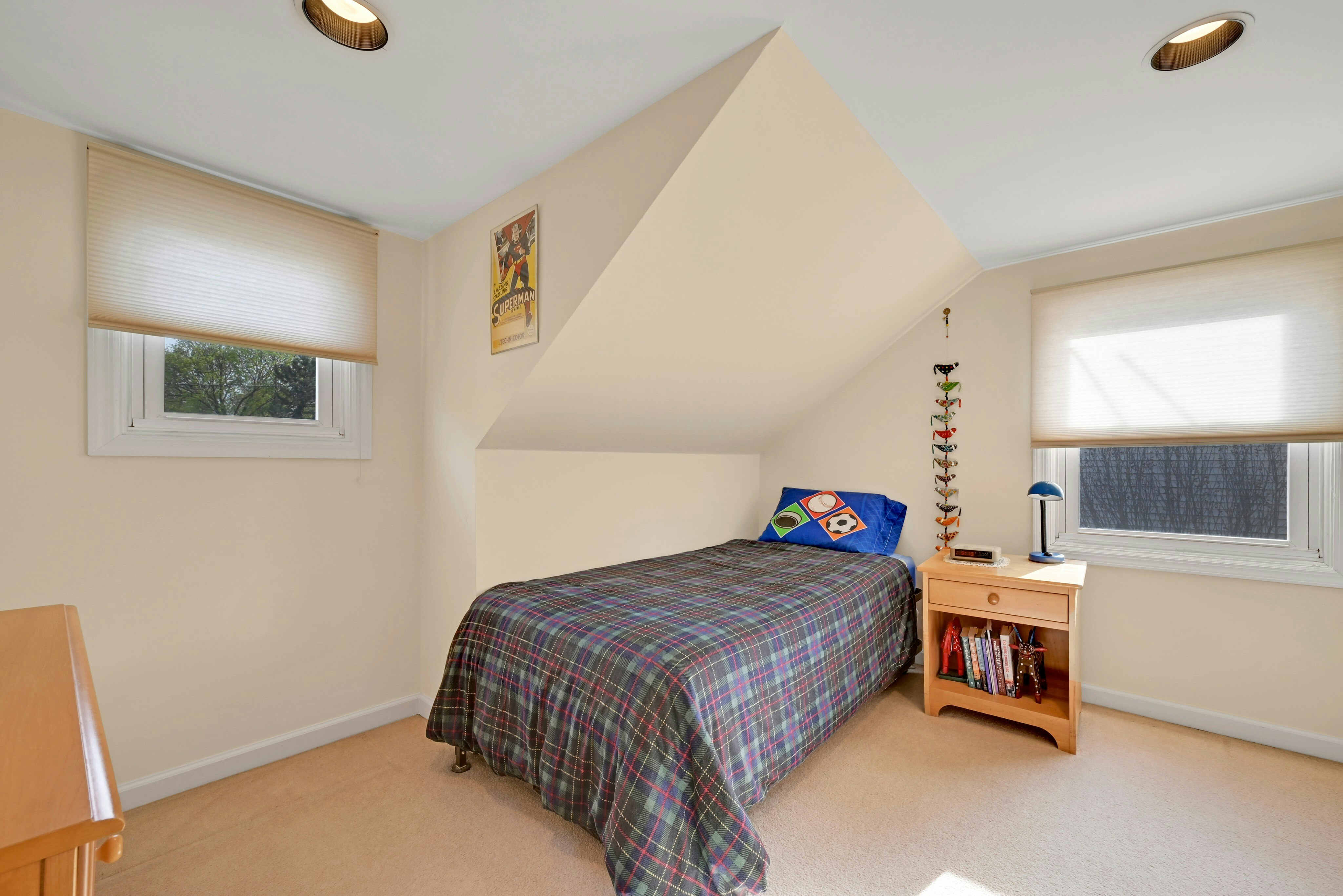 31-07 Nicholson Drive 