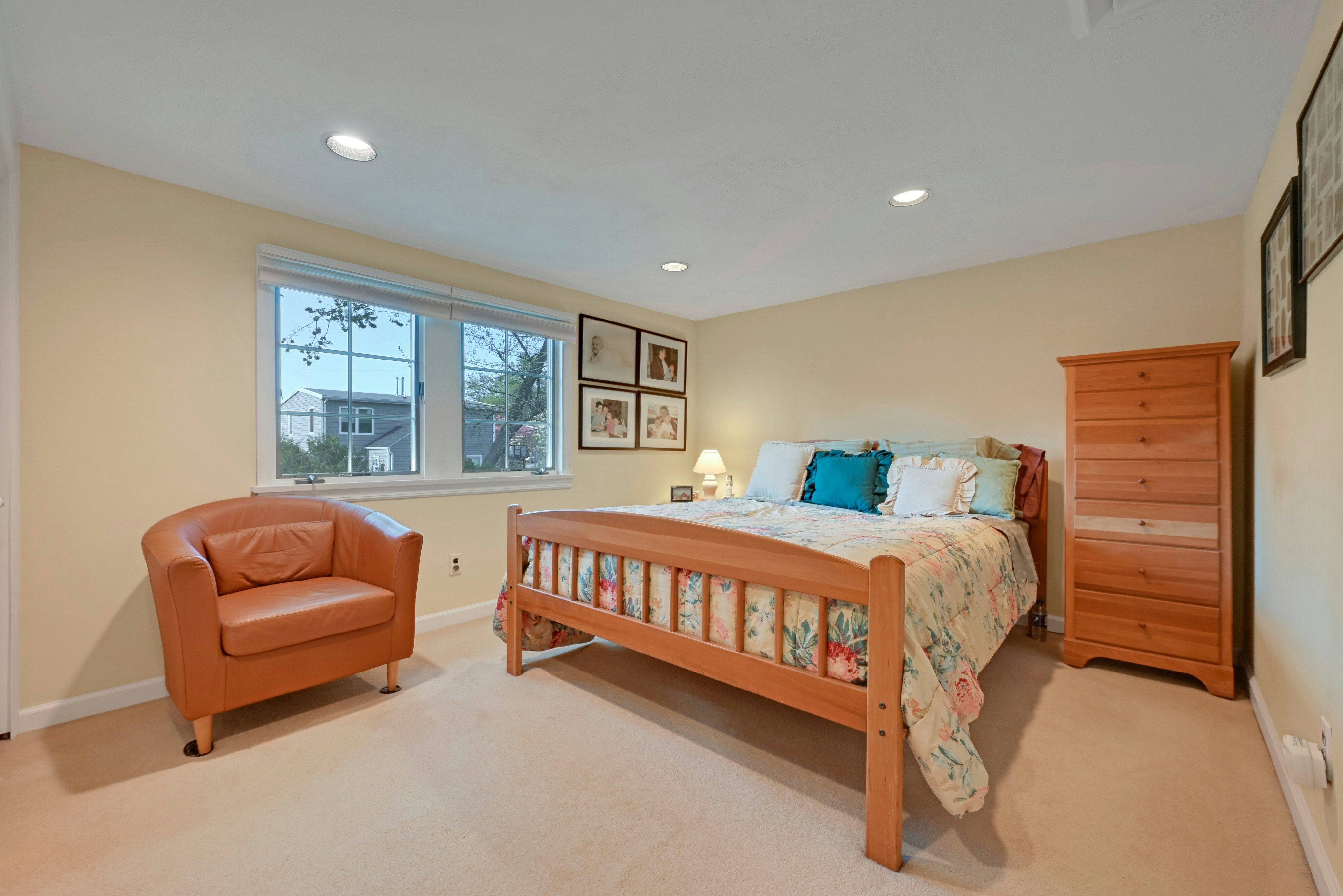 31-07 Nicholson Drive 