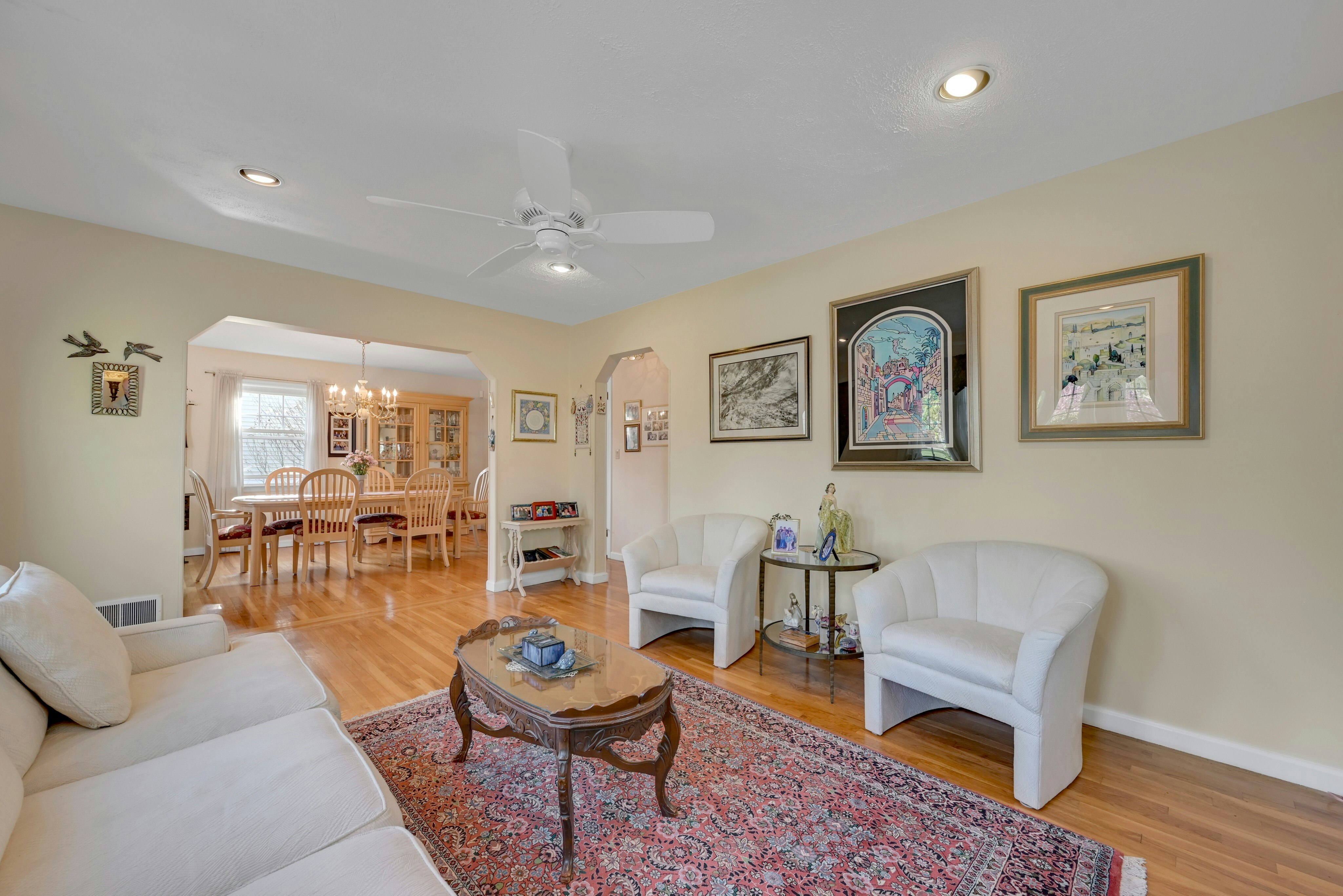 31-07 Nicholson Drive 