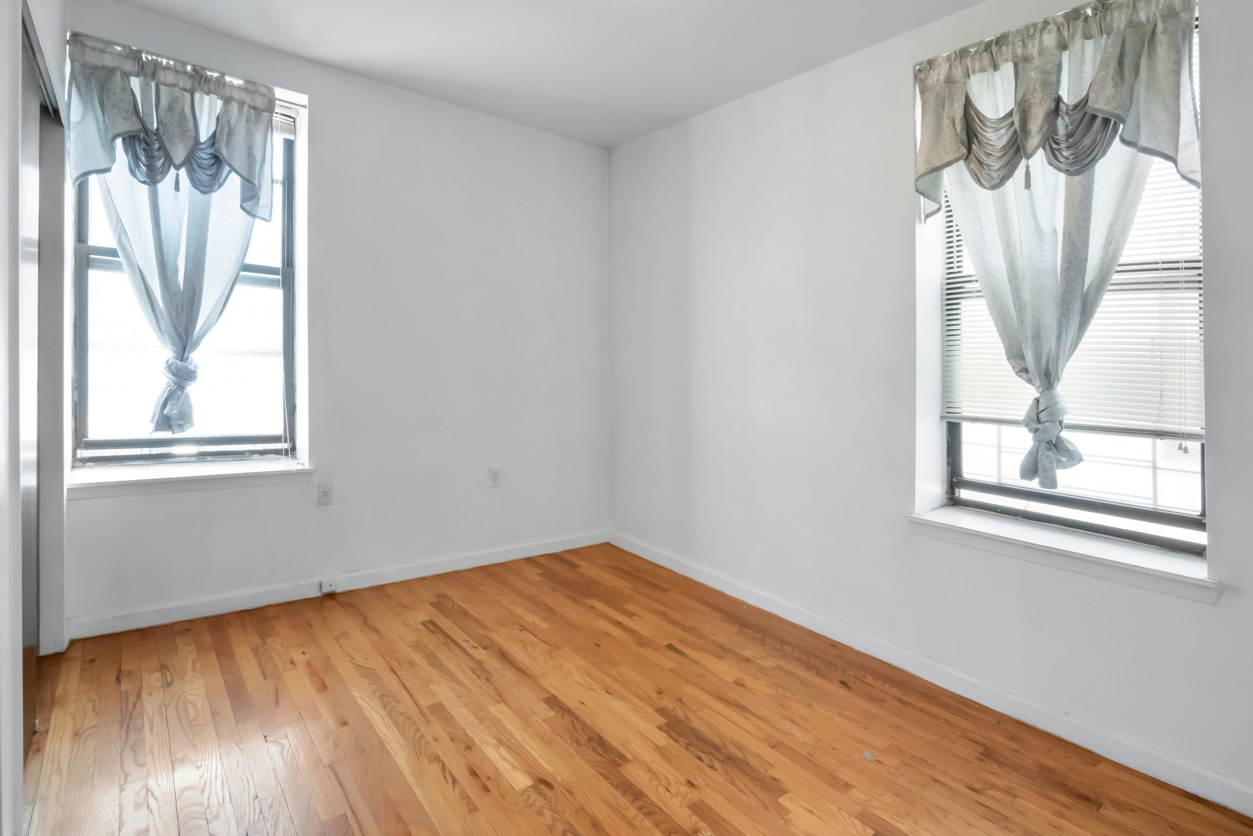 2410 Davidson Ave #B12 