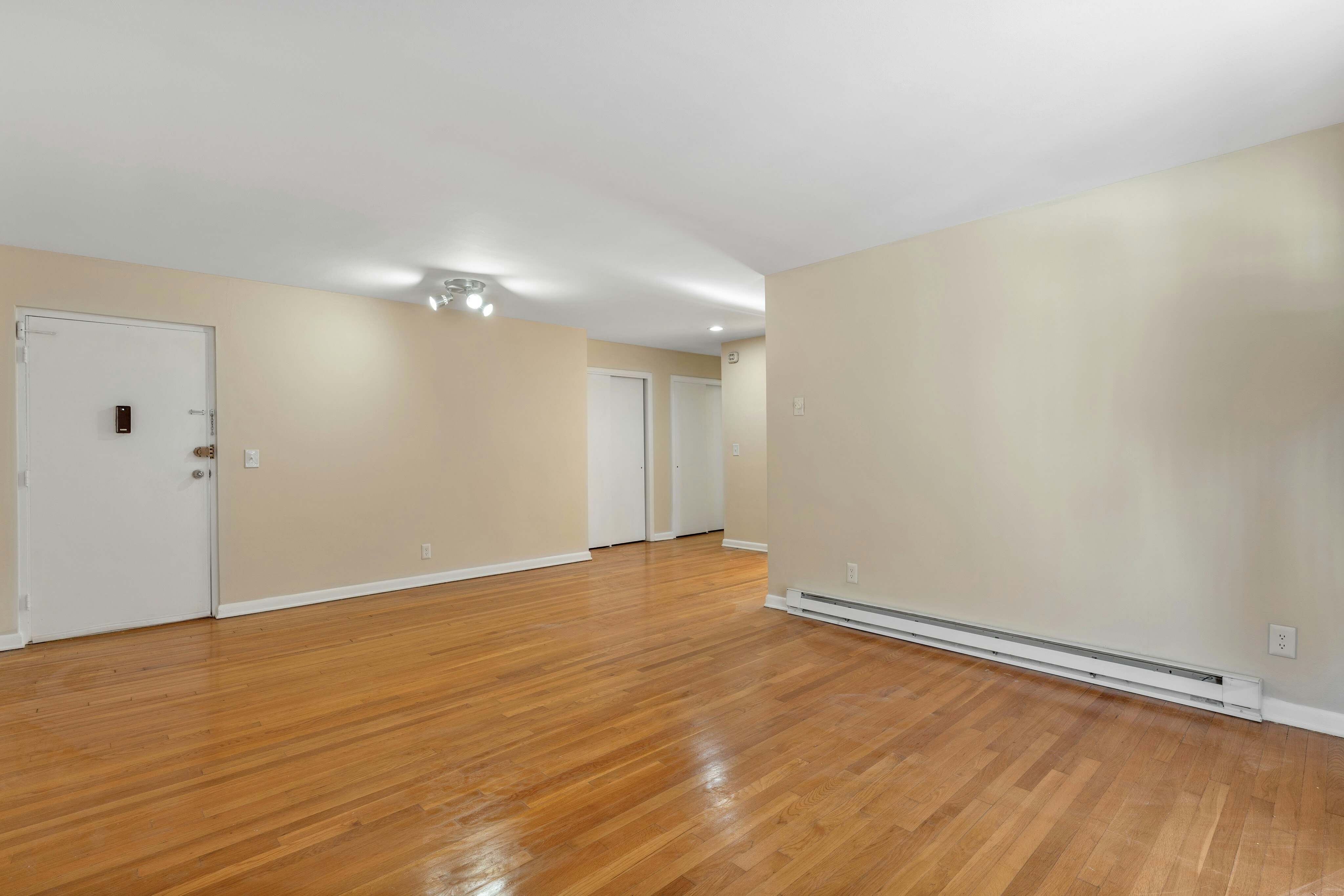 426 Undercliff Avenue 2R