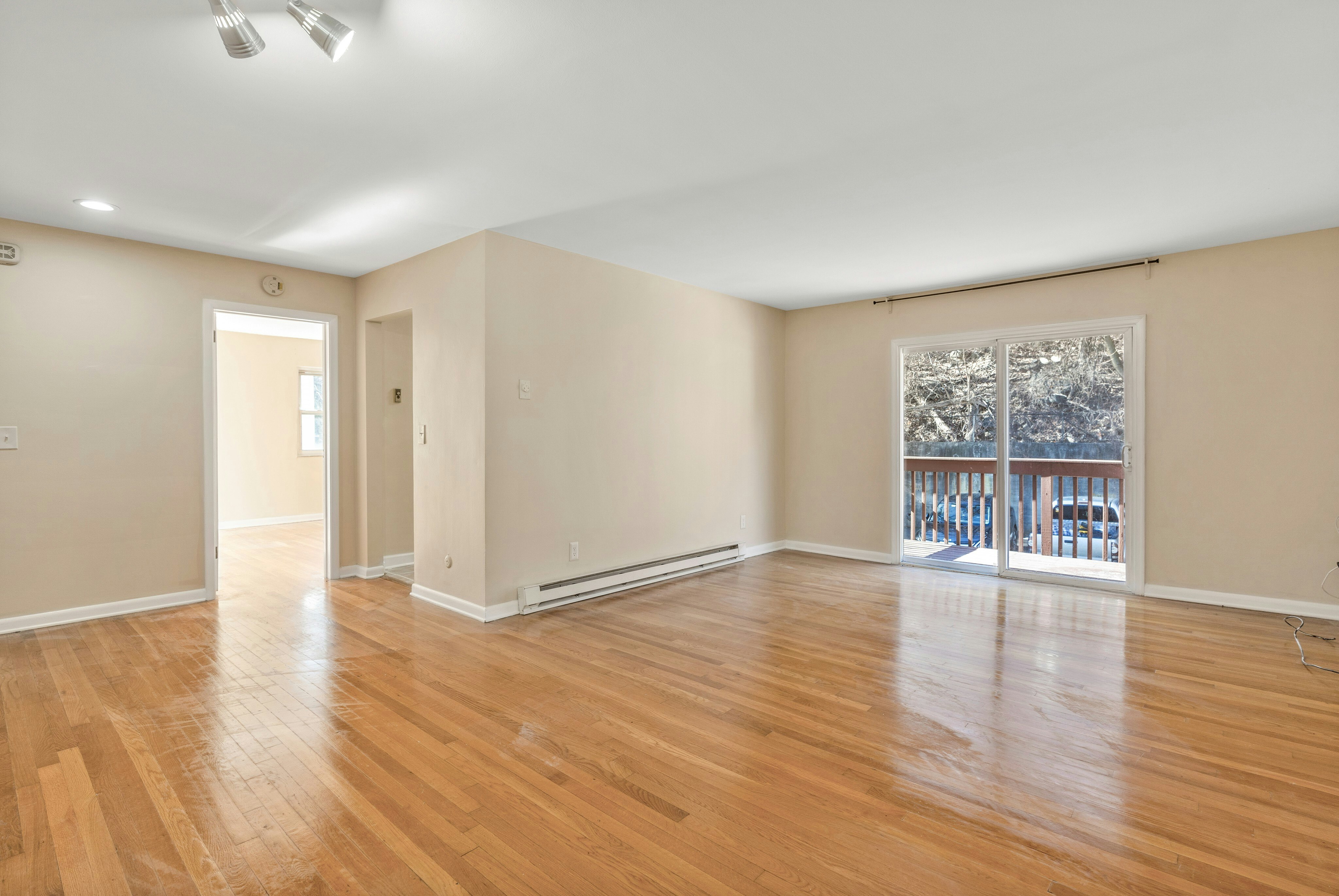 426 Undercliff Avenue 2R