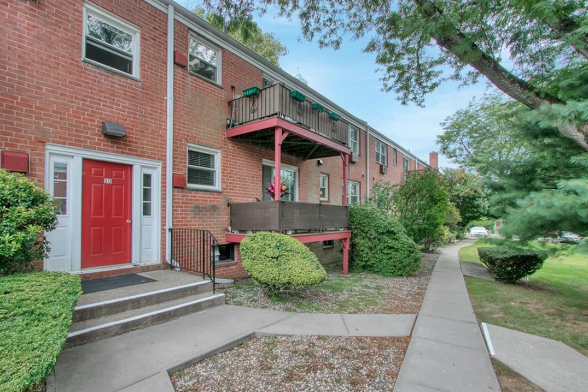 10 Oxford Court, Unit 7911
