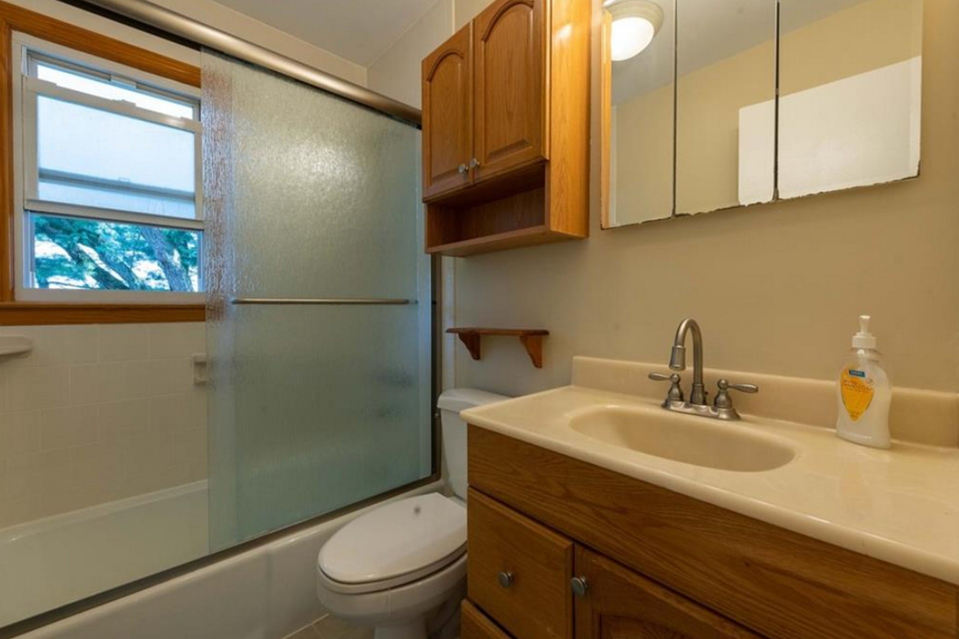 10 Oxford Court, Unit 7911