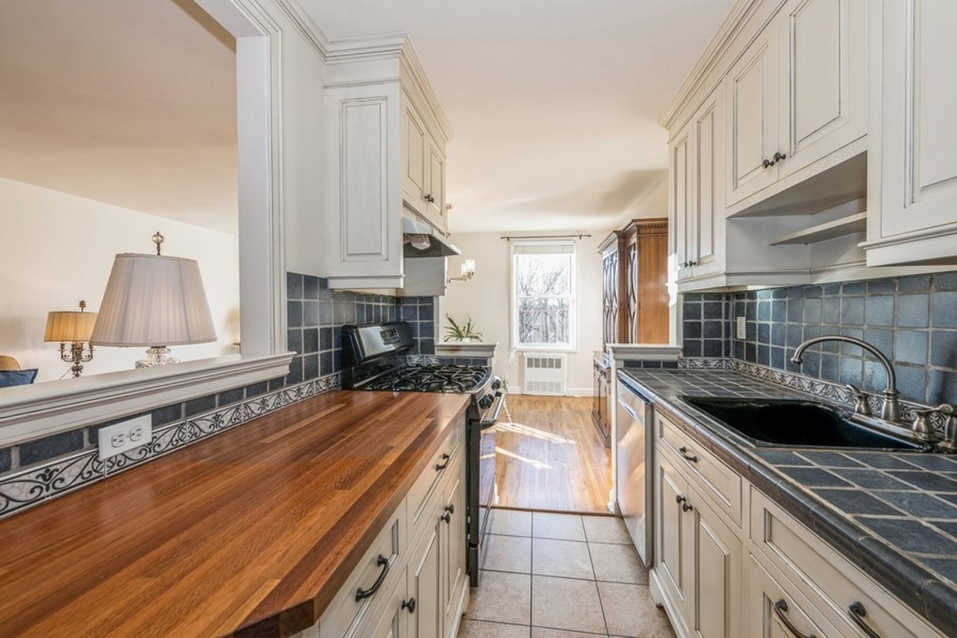 68-15 Selfridge St, Unit #5C