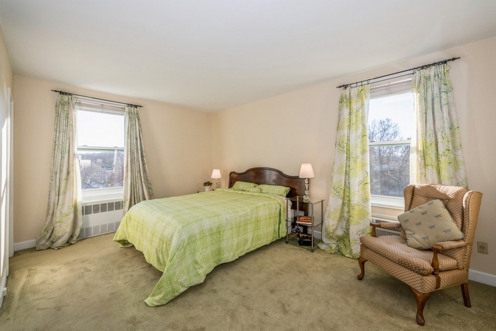 68-15 Selfridge St, Unit #5C