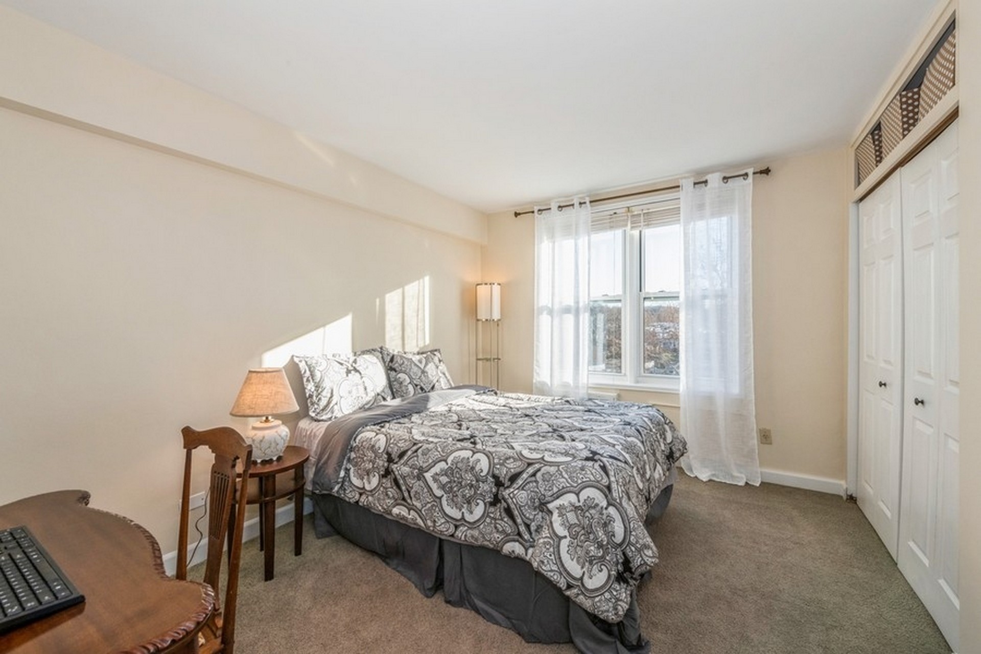 68-15 Selfridge St, Unit #5C