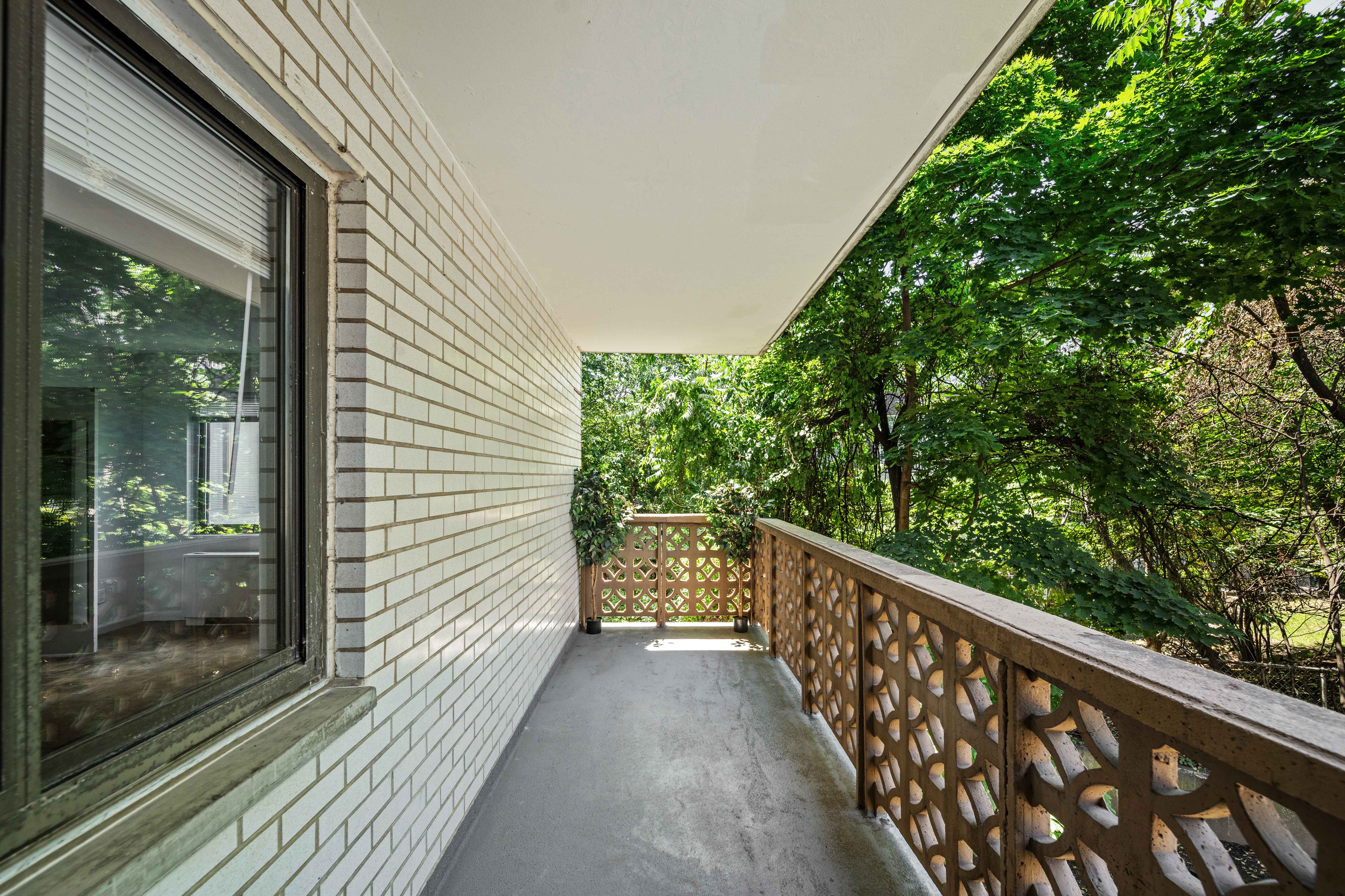 1375 River Road #2B