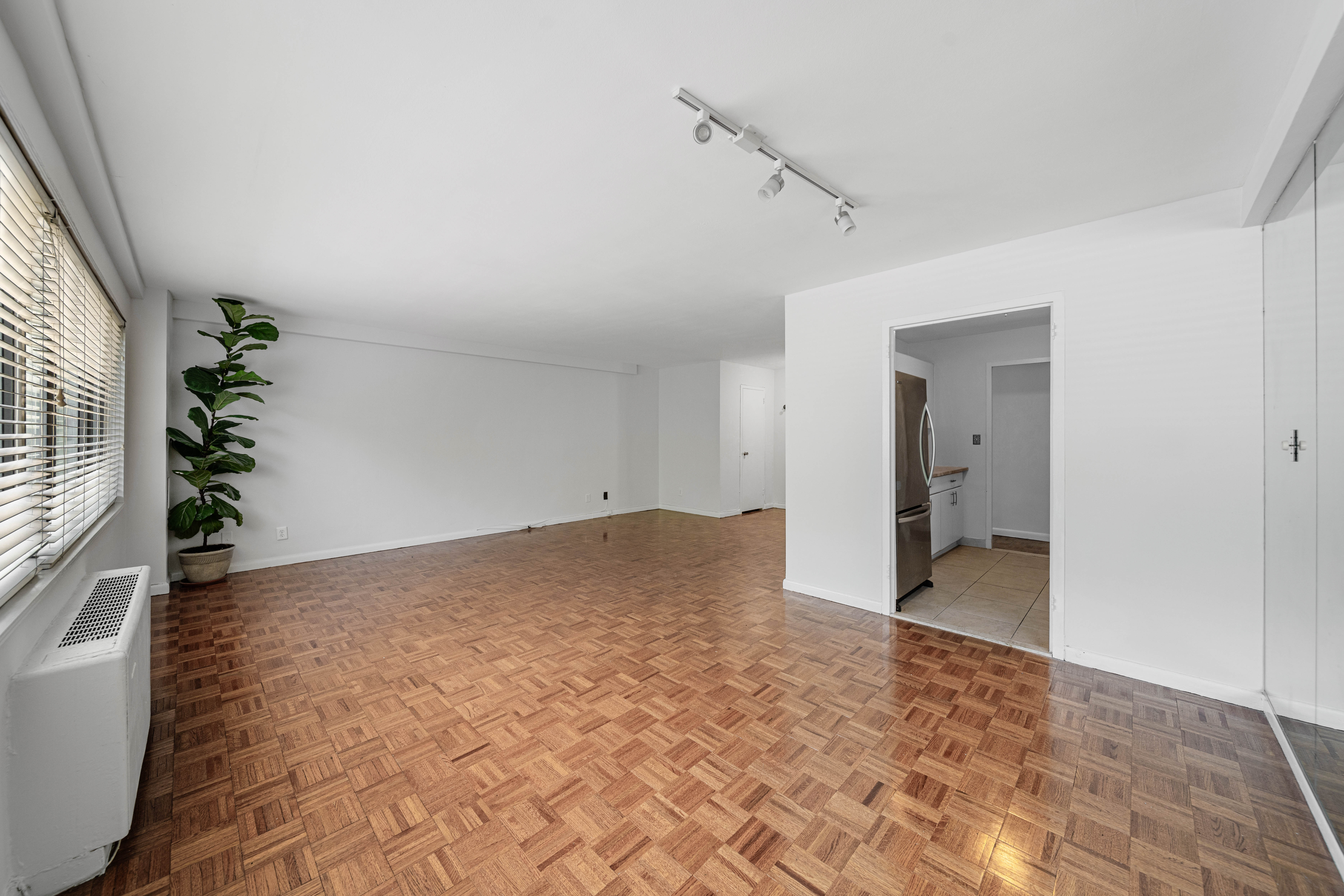 1375 River Road #2B