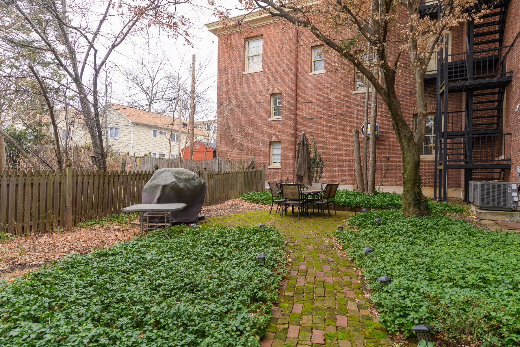 11 Montague Place 