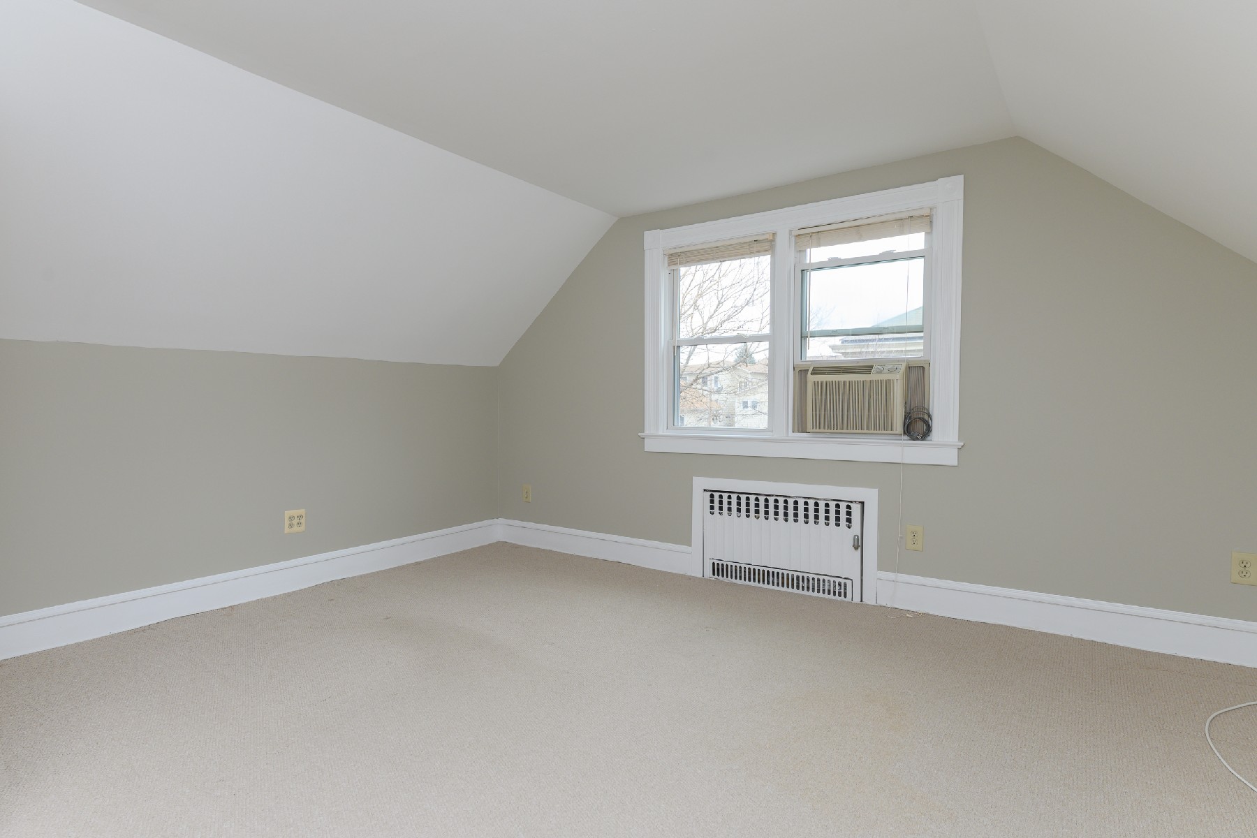 11 Montague Place 