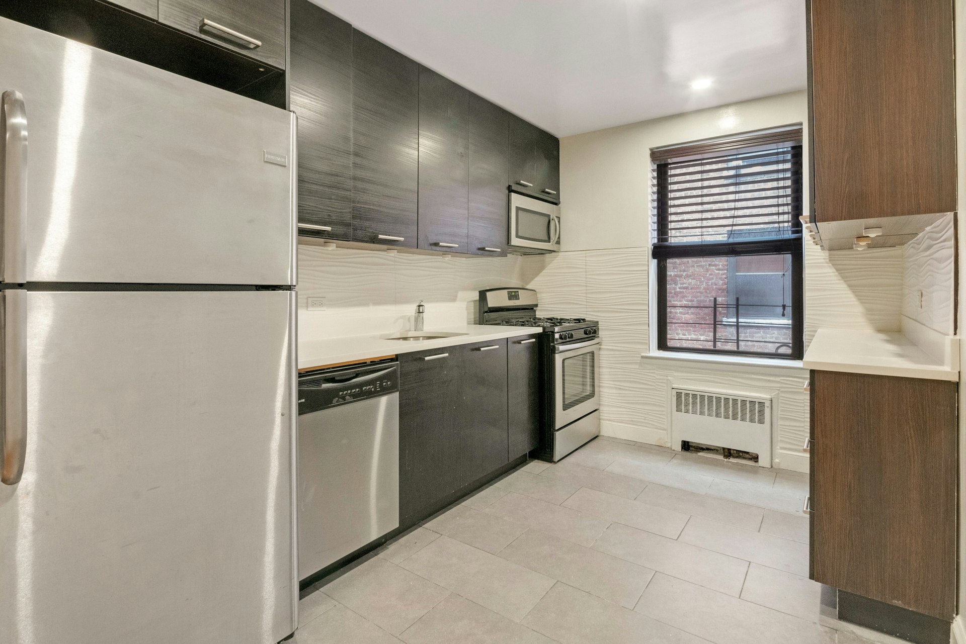 445 West 240th Street, #4C 