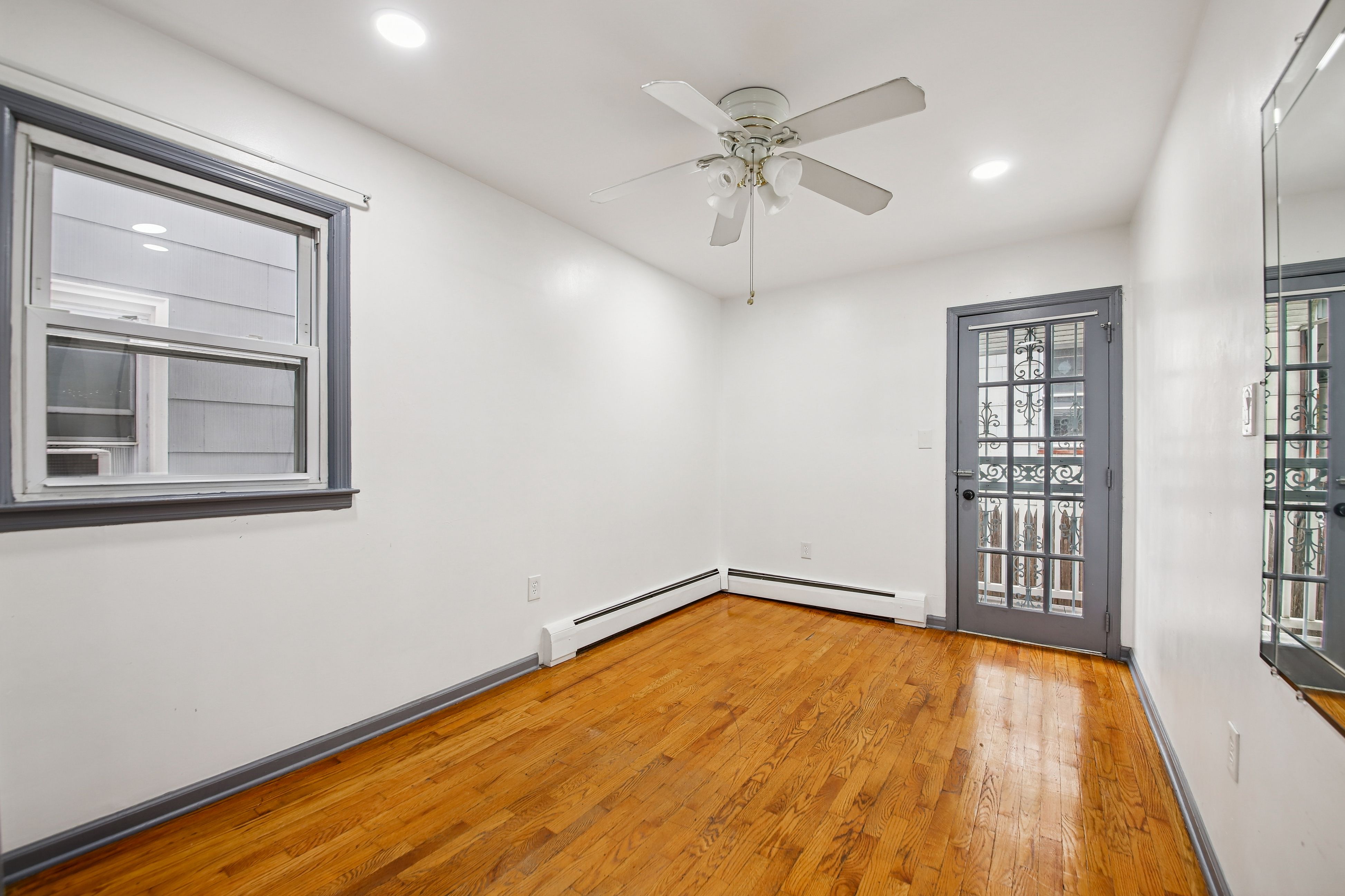 13 Carlton Avenue #1