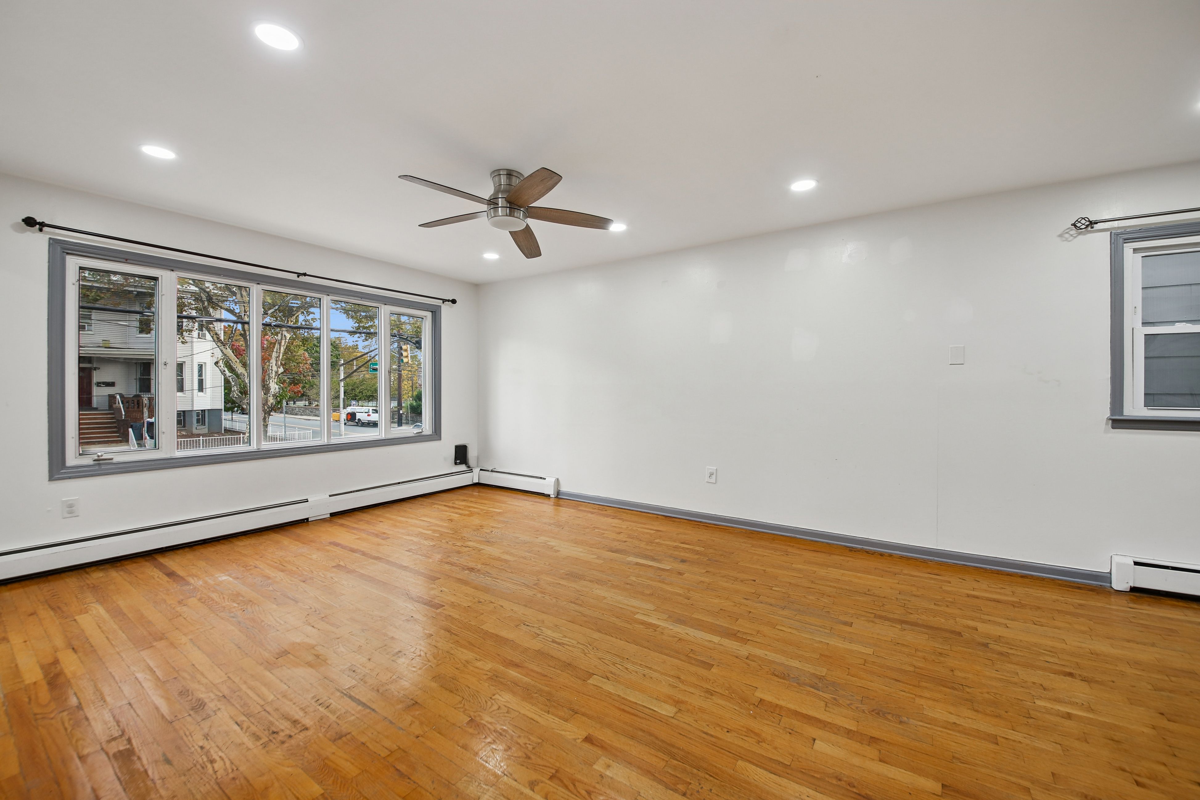 13 Carlton Avenue #1