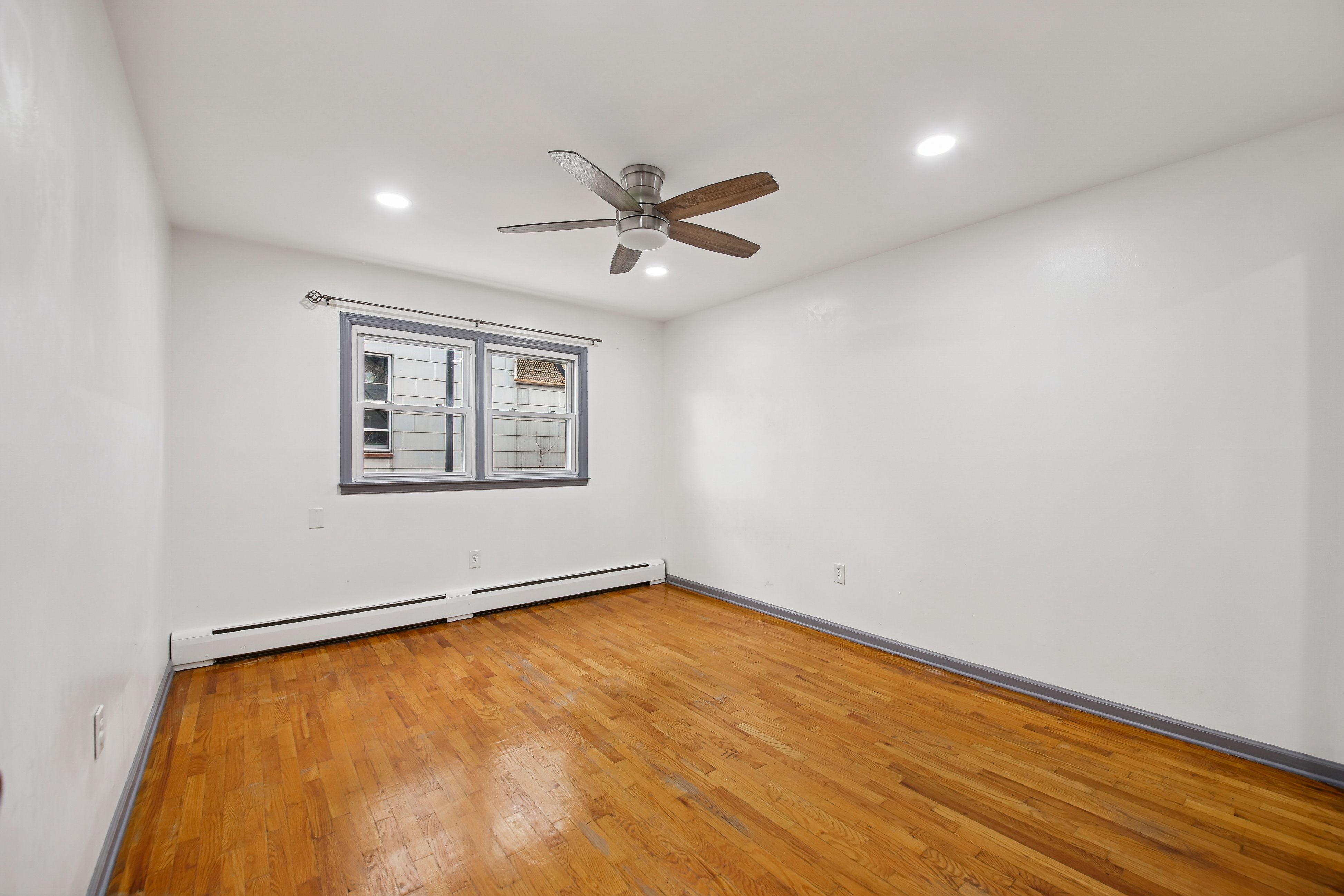 13 Carlton Avenue #1