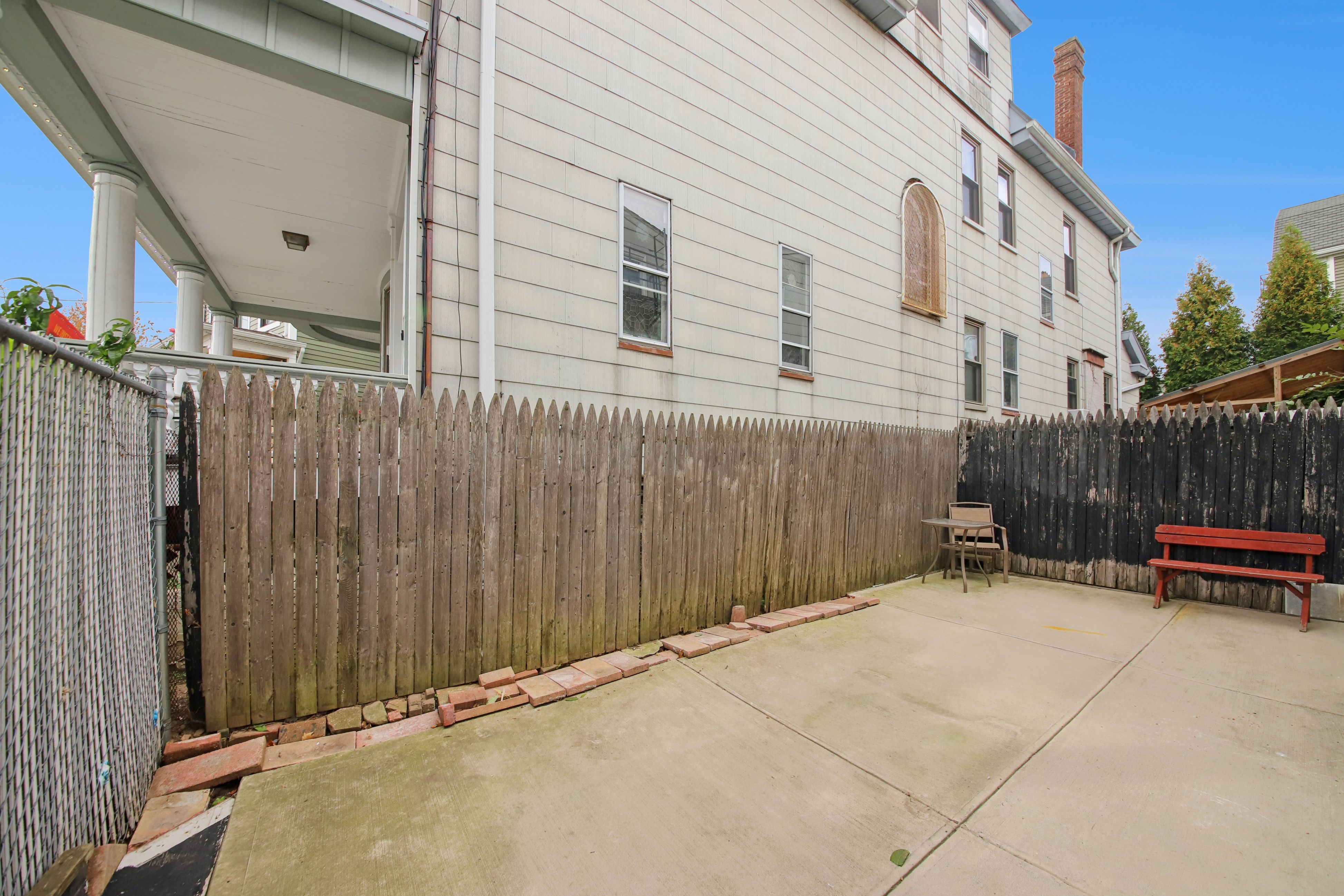 13 Carlton Avenue #1