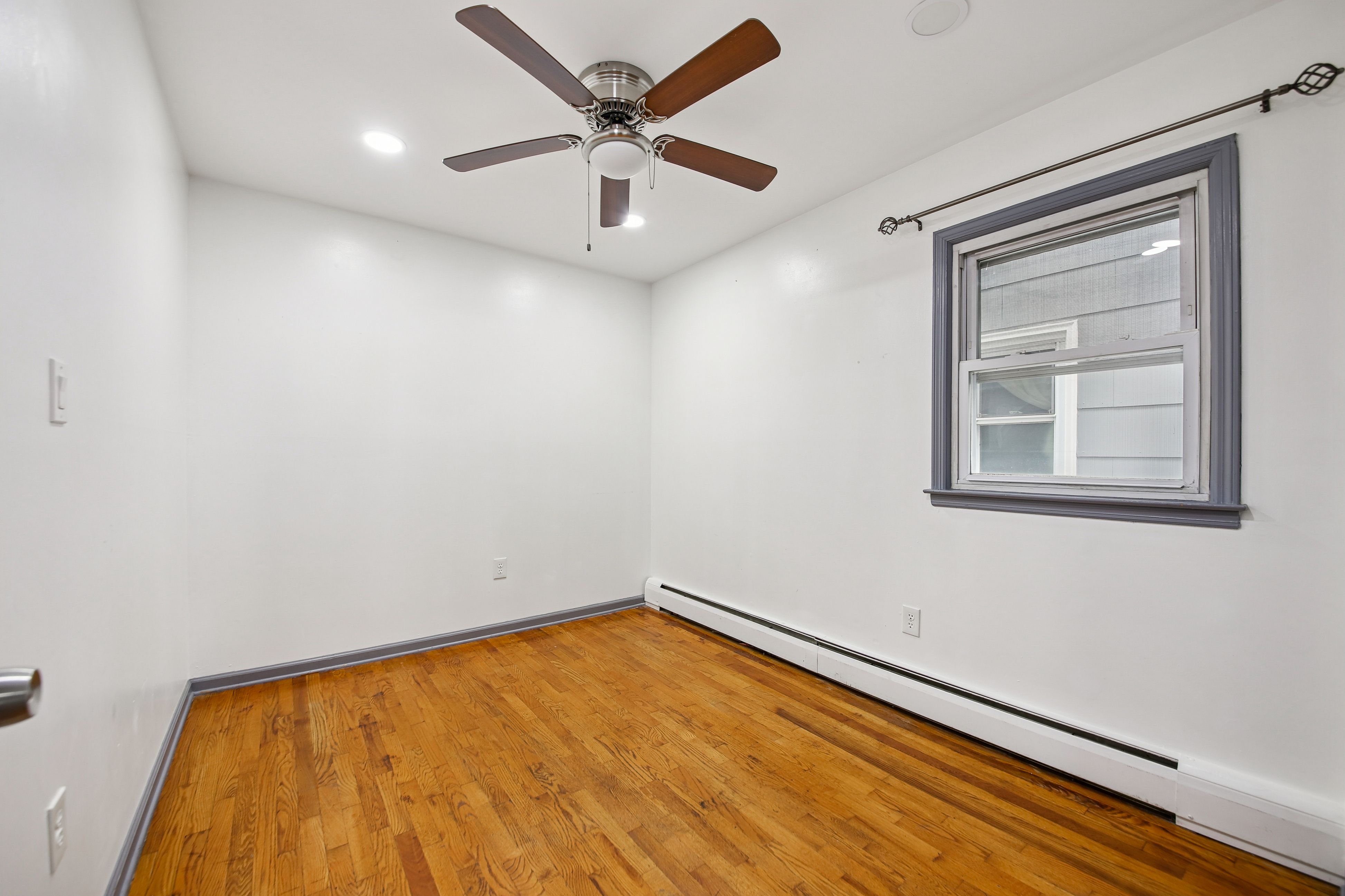 13 Carlton Avenue #1