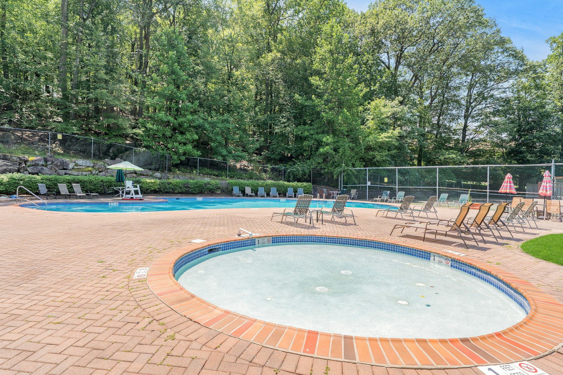 16 Valley Forge Lane 