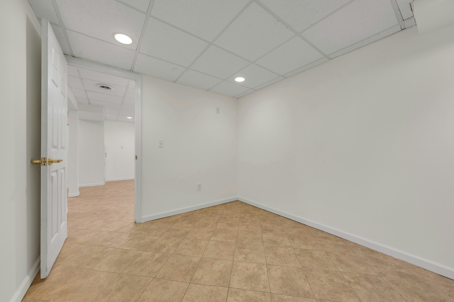 16 Valley Forge Lane 