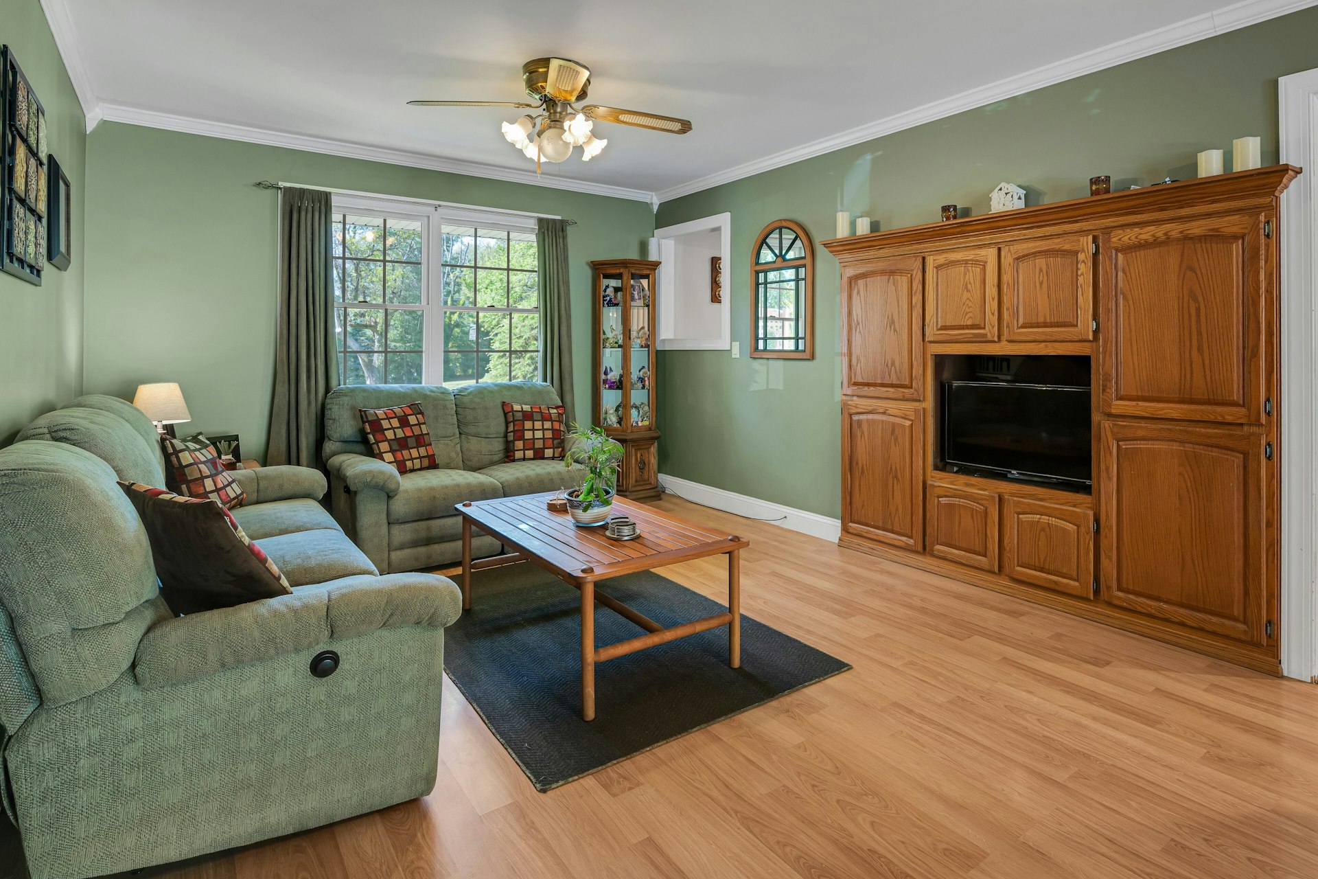 70 Lake Pochung Road 