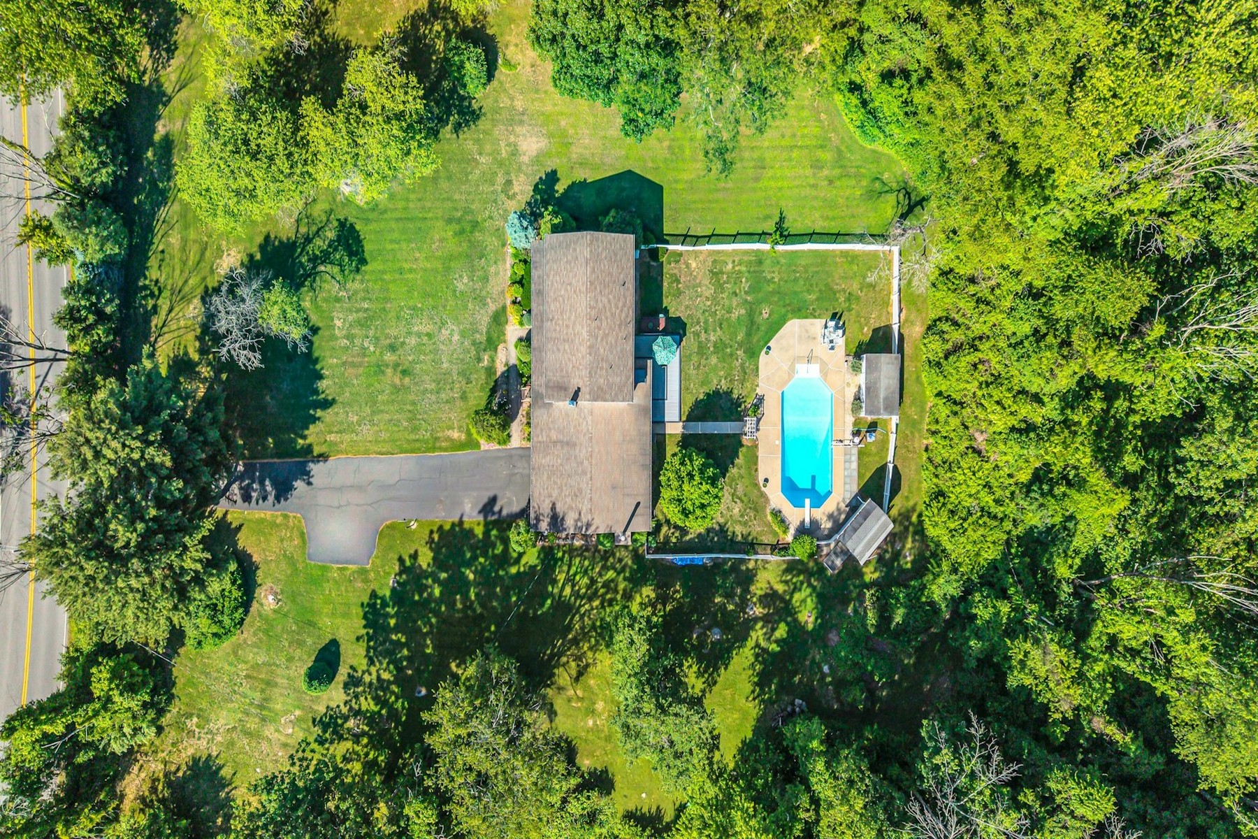 70 Lake Pochung Road 