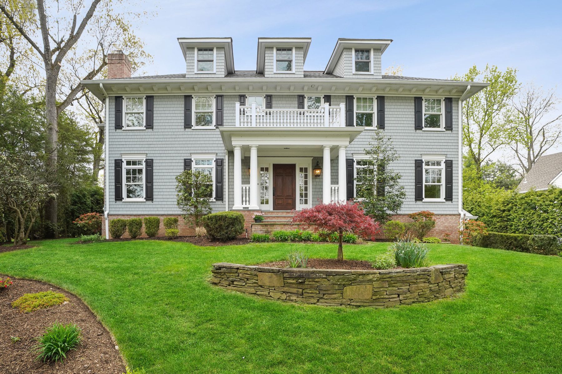 157 Bellevue Avenue 
