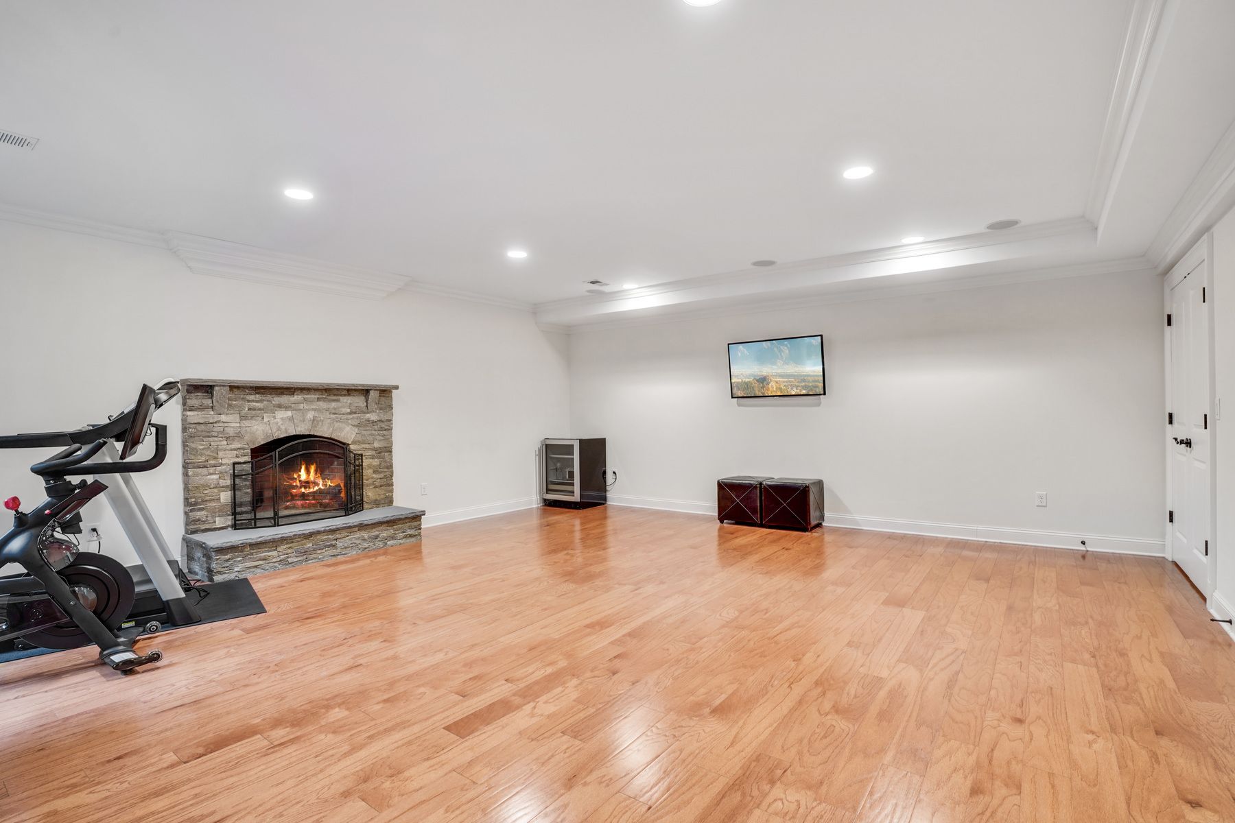 157 Bellevue Avenue 