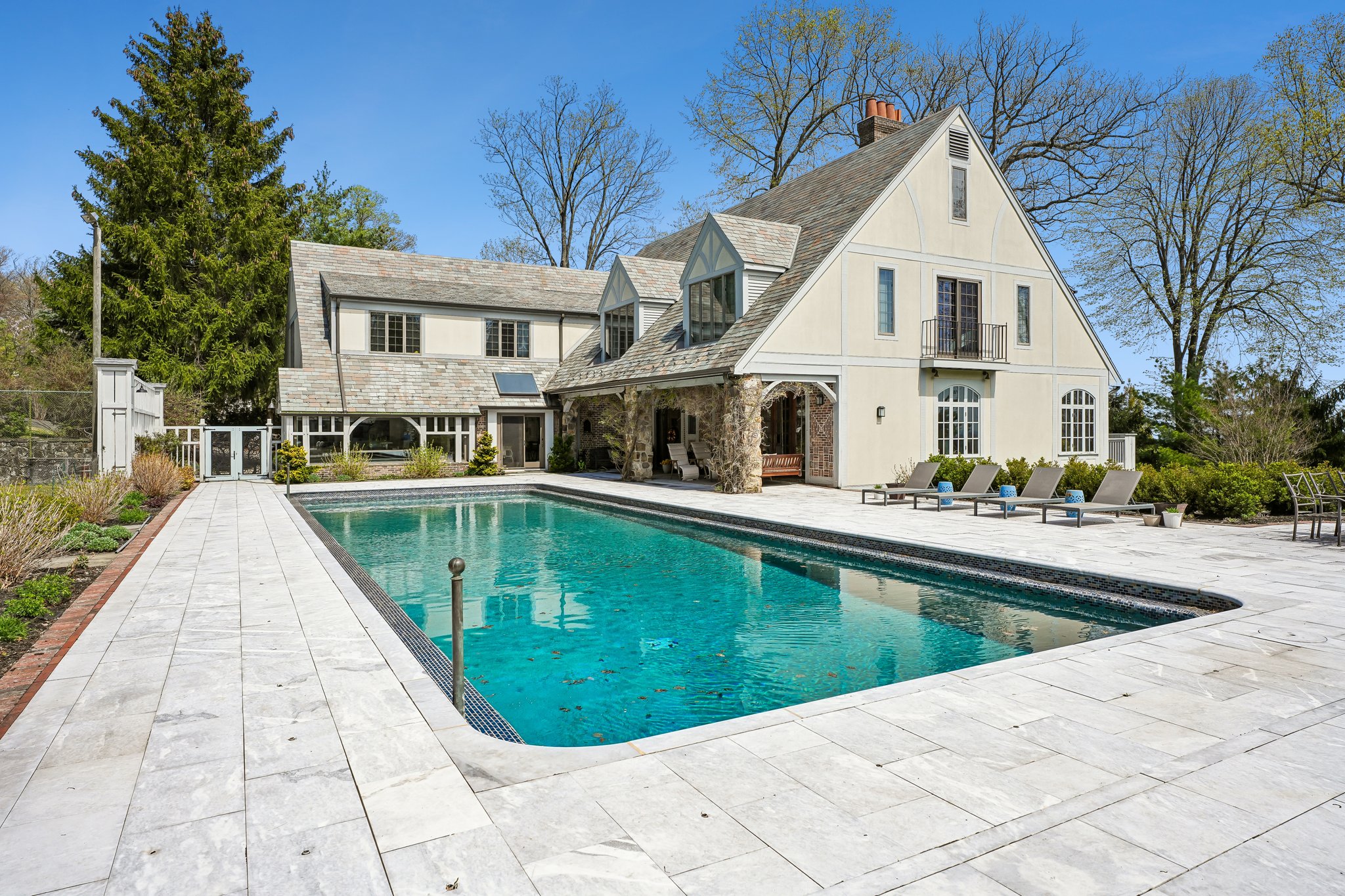 Montclair Estate 