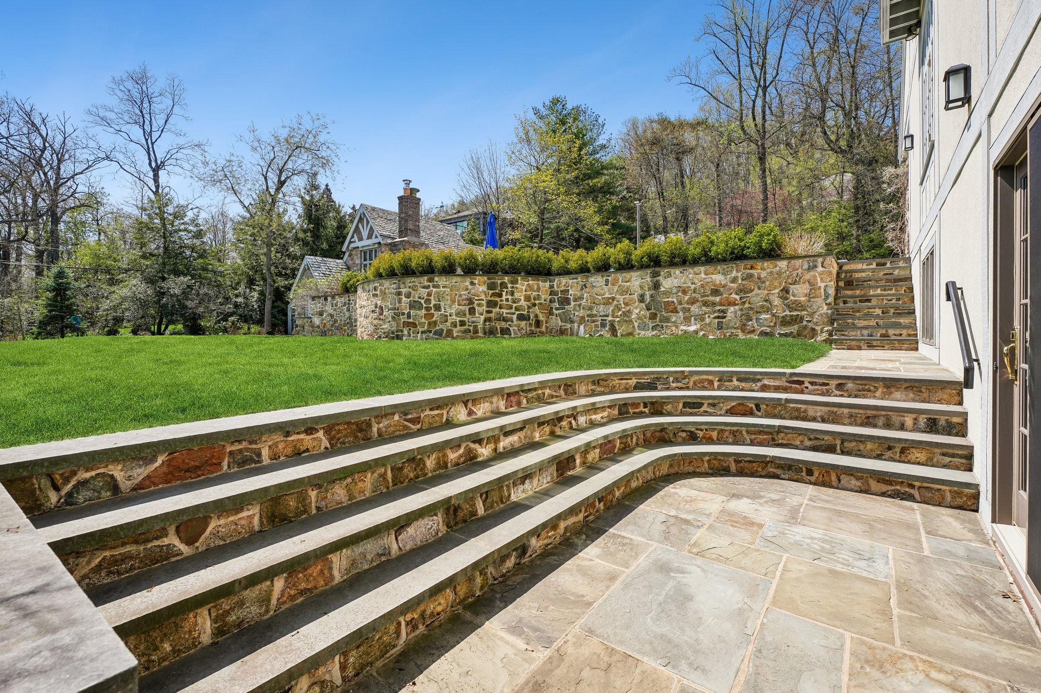 Montclair Estate 