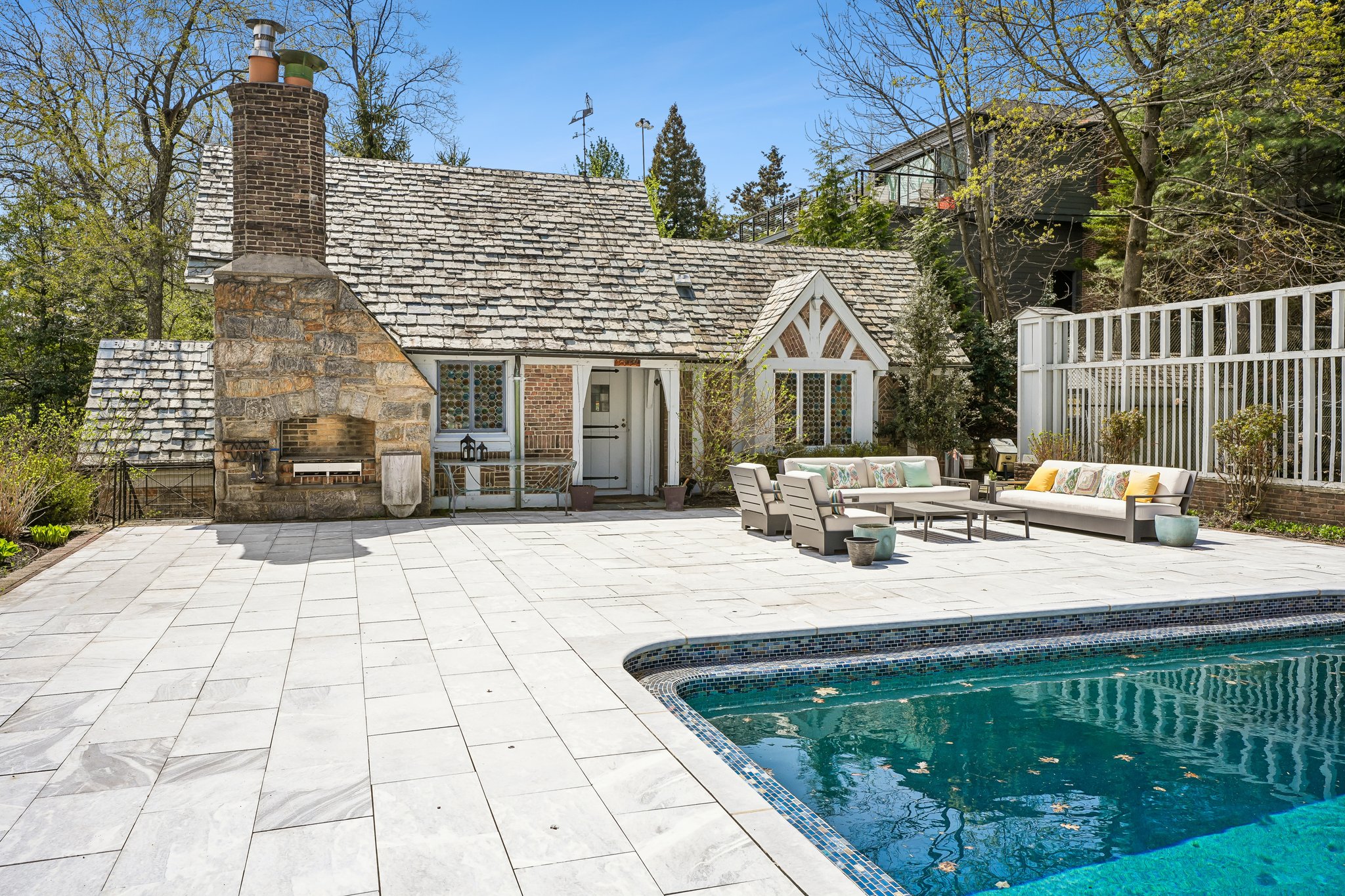 Montclair Estate 