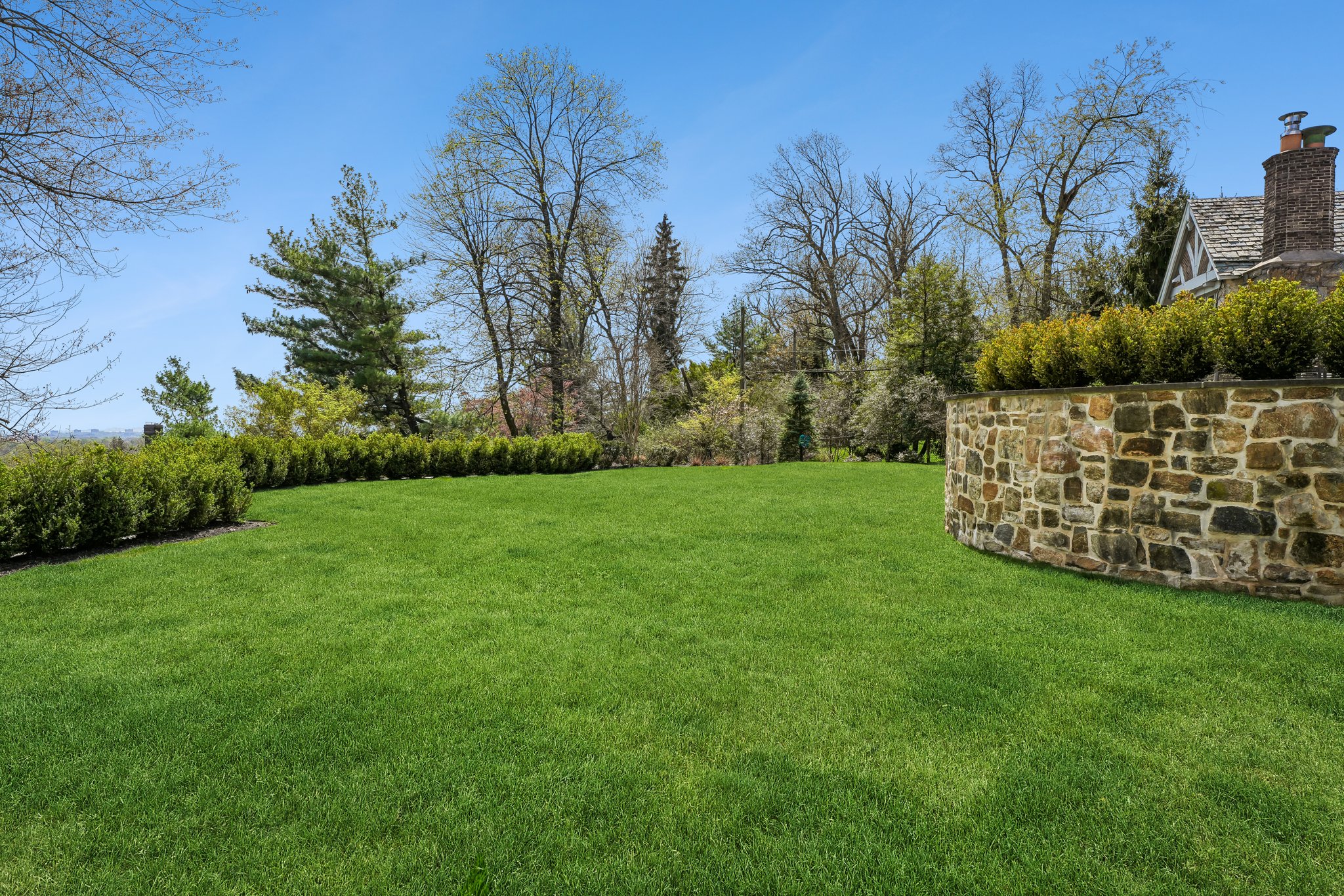 Montclair Estate 