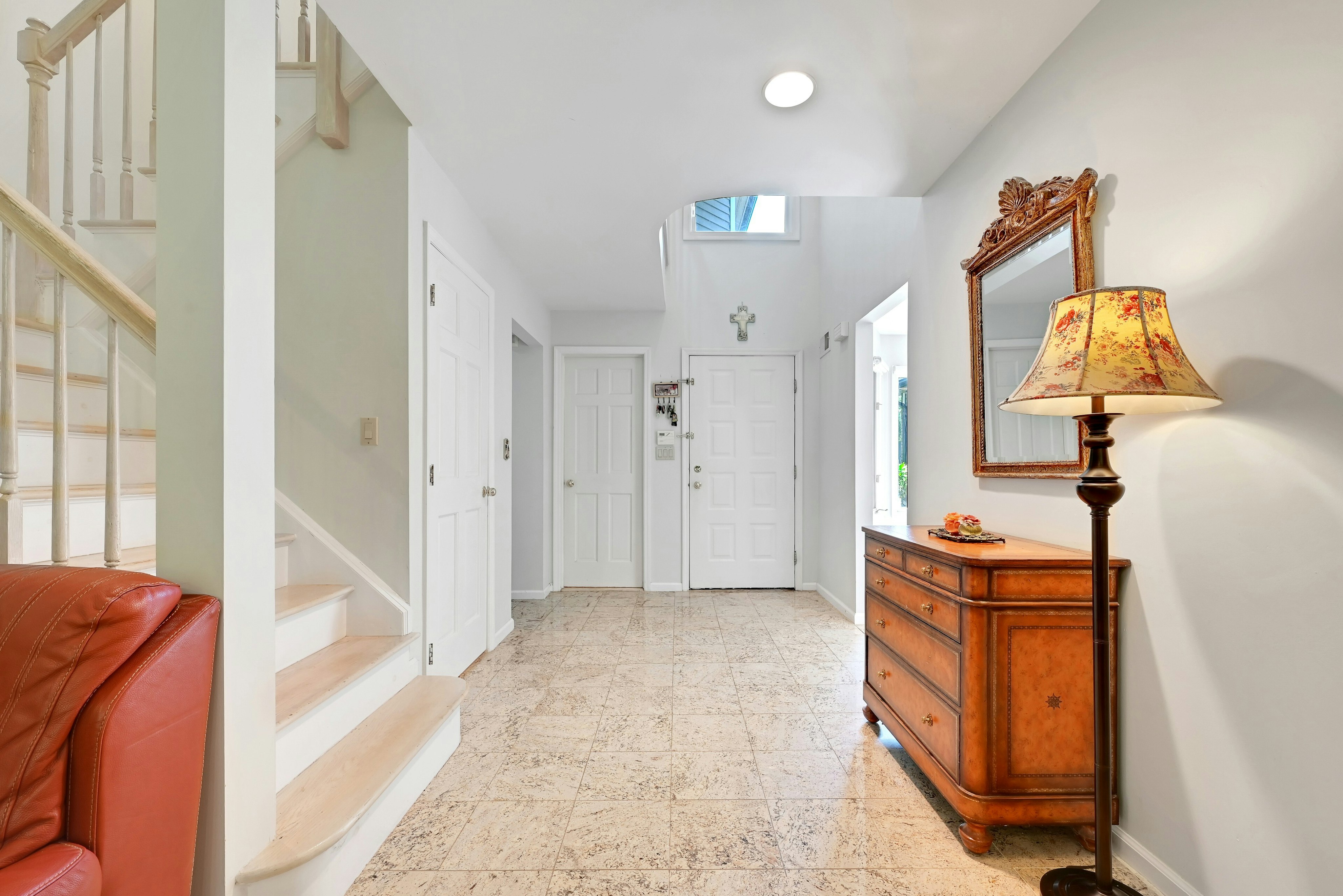 91 Lakeview Dr. 