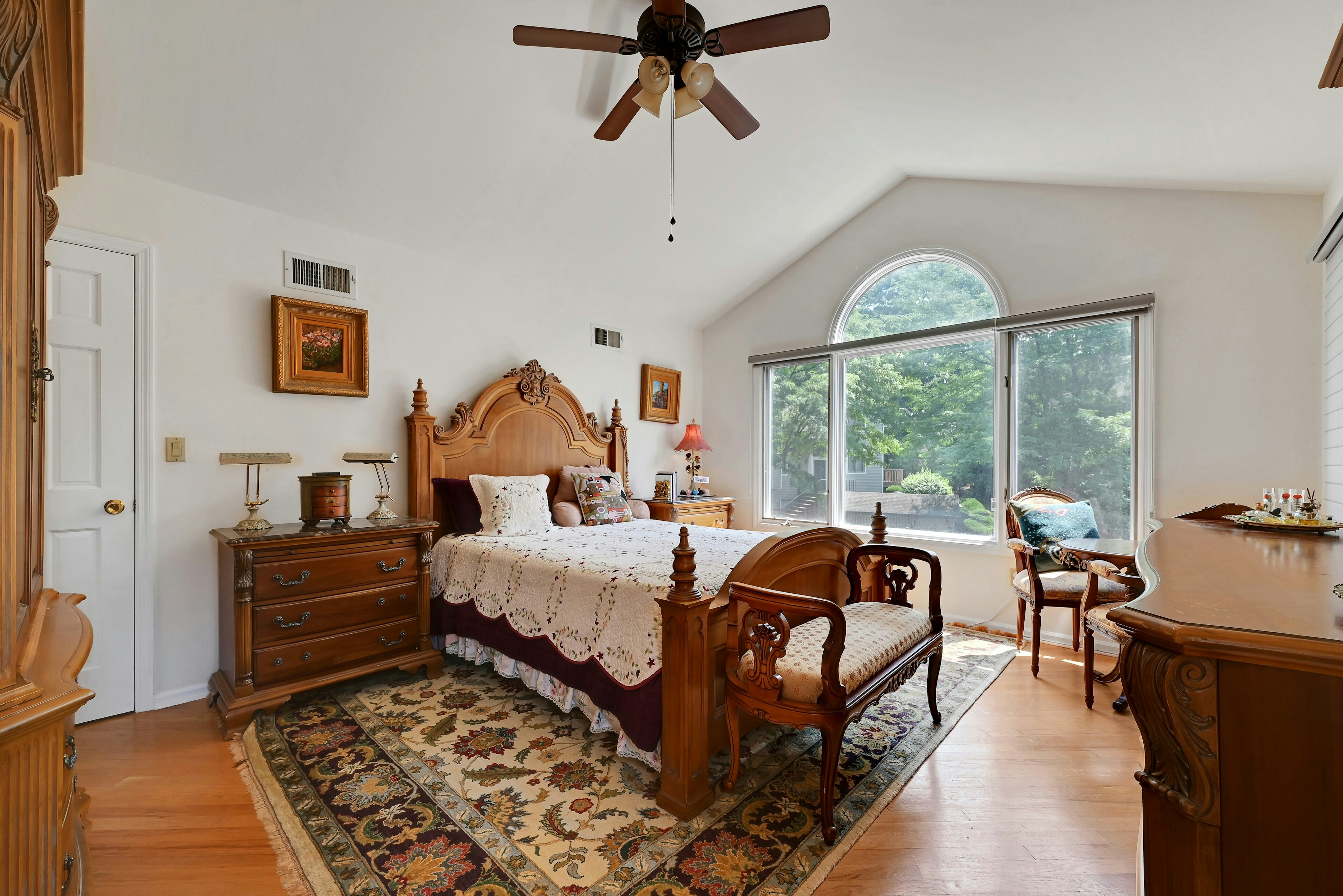 91 Lakeview Dr. 