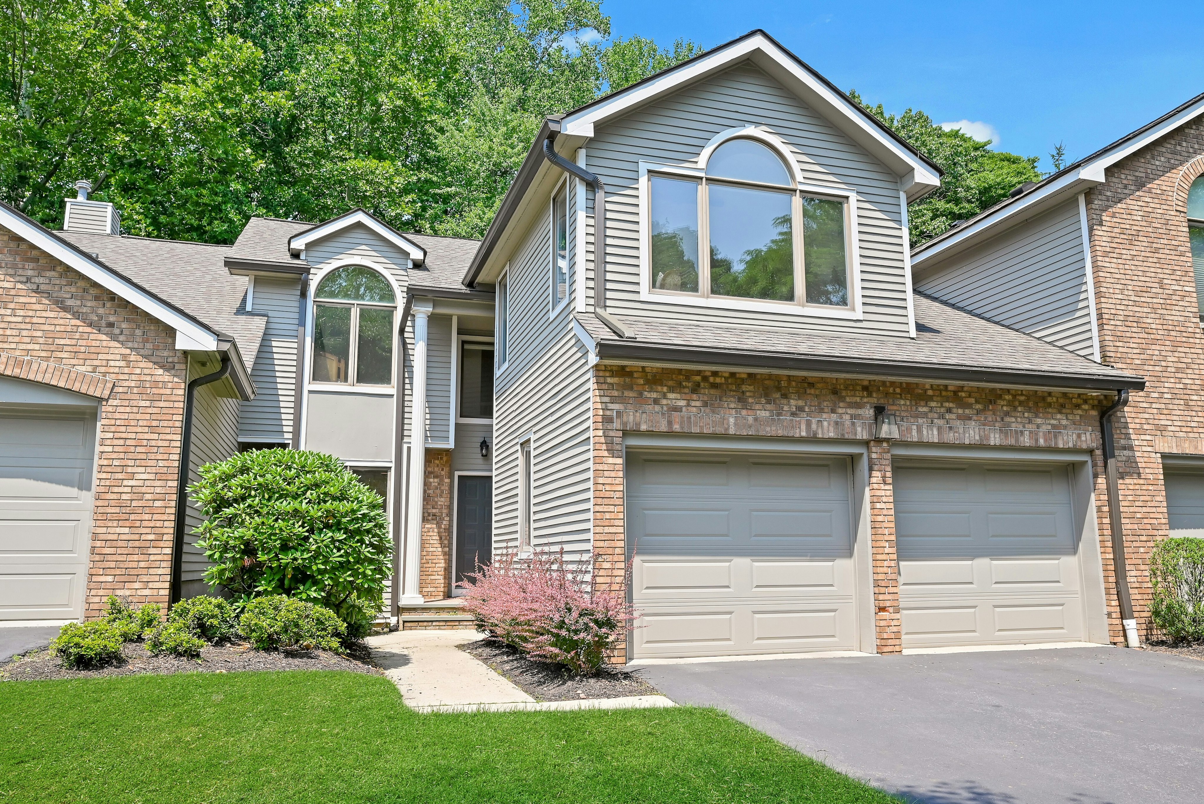 91 Lakeview Dr. 