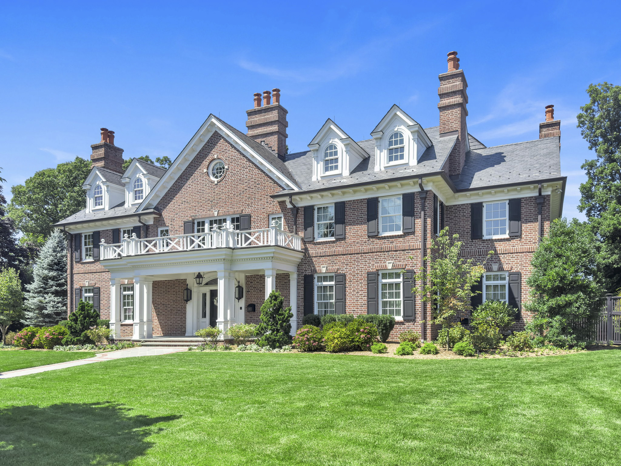 480 Knollwood Road 