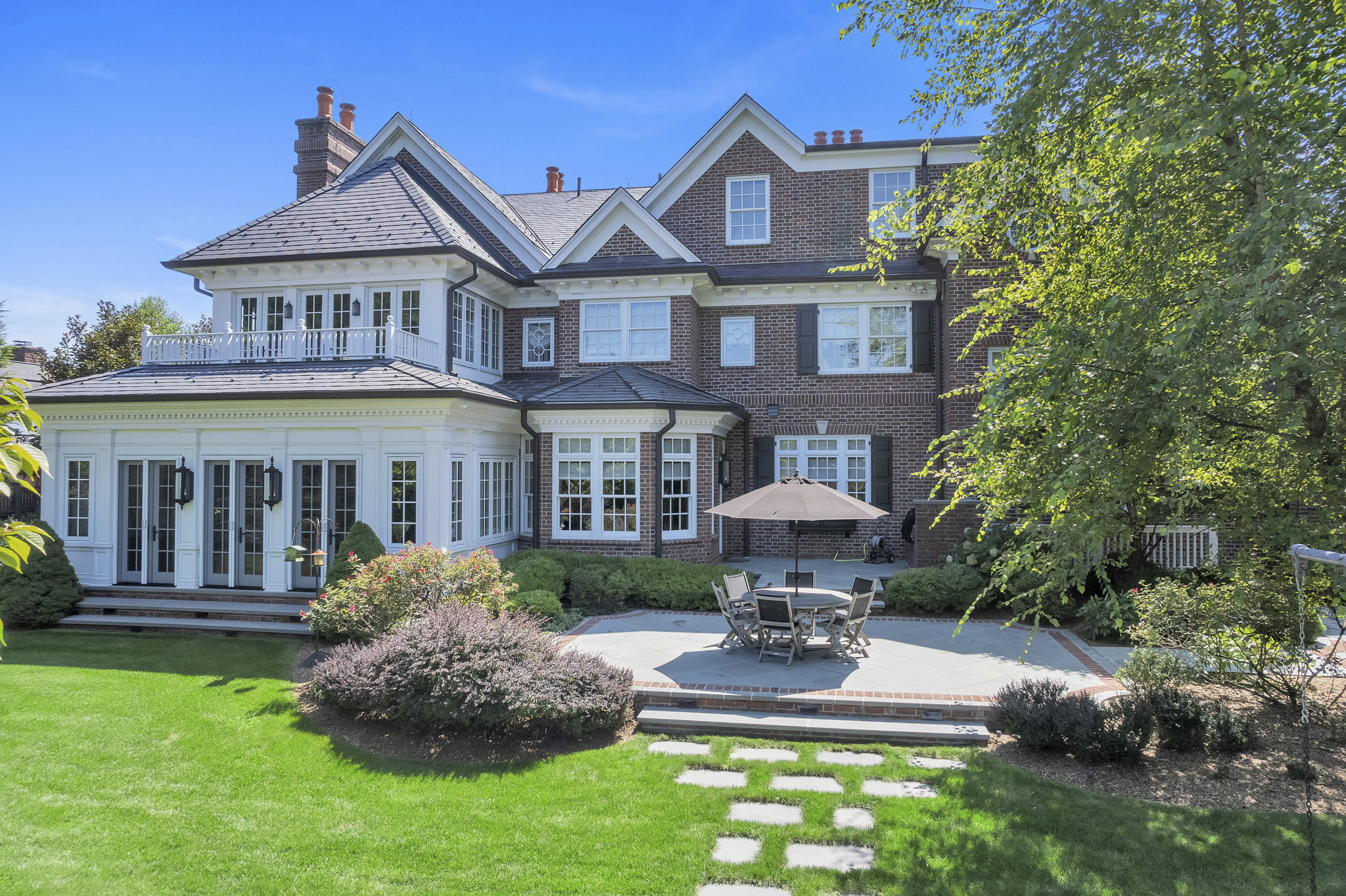 480 Knollwood Road 
