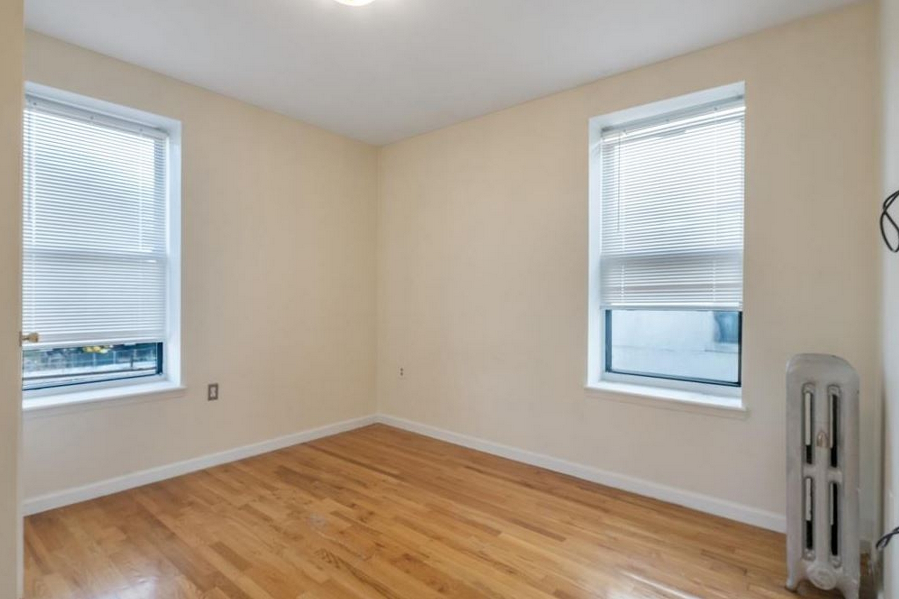 2400 Davidson Avenue Unit# B22